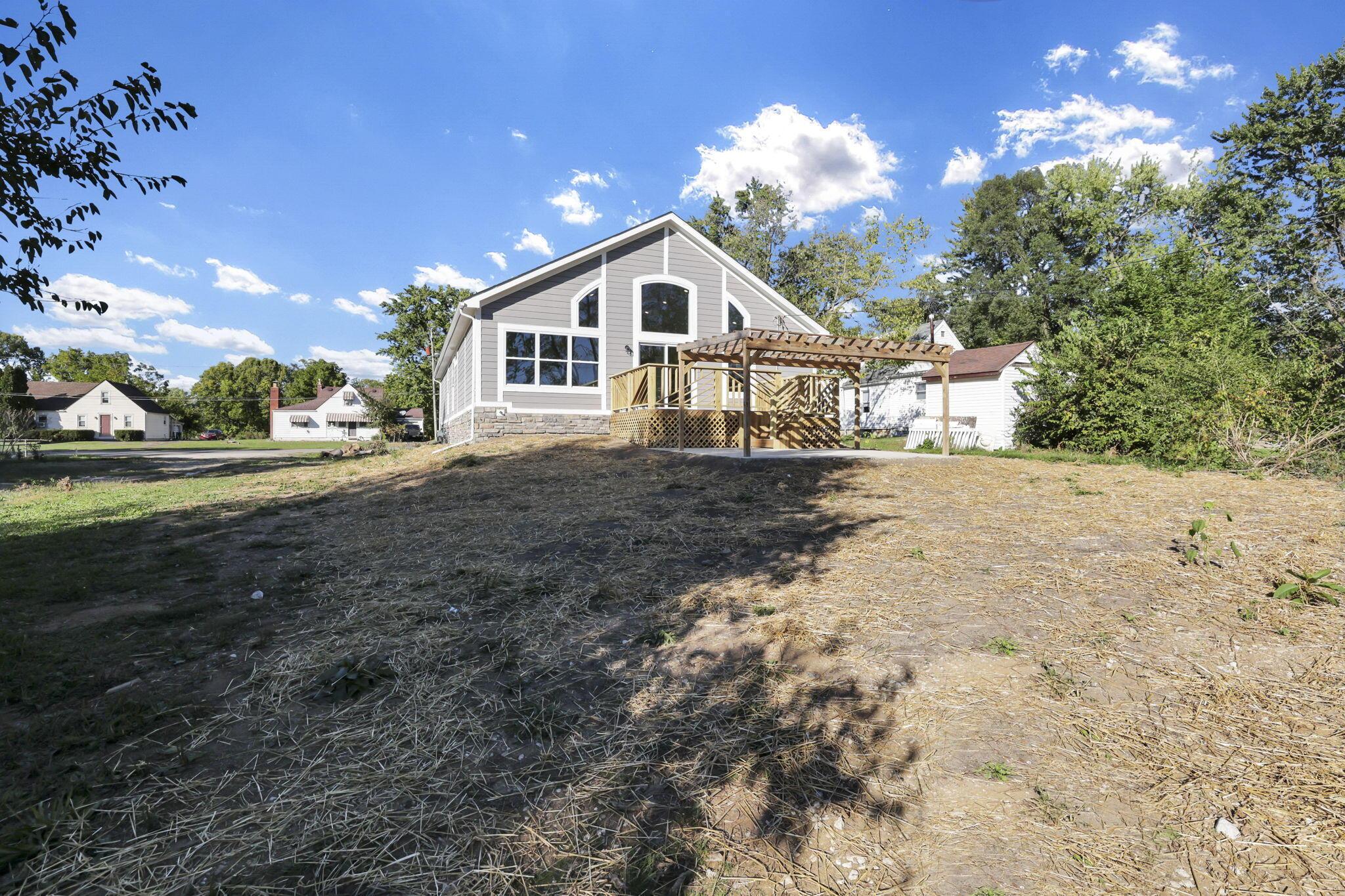 525 Ashwood Road Property Photo 55