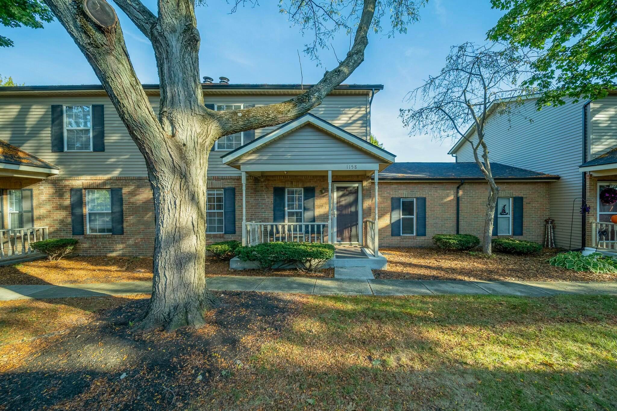 1158 Worthington Woods Boulevard Property Photo 1