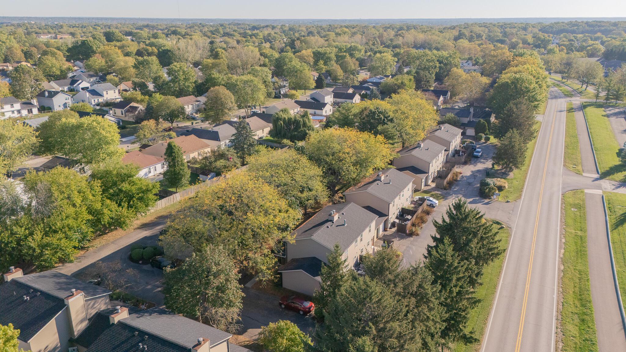 1158 Worthington Woods Boulevard Property Photo 2