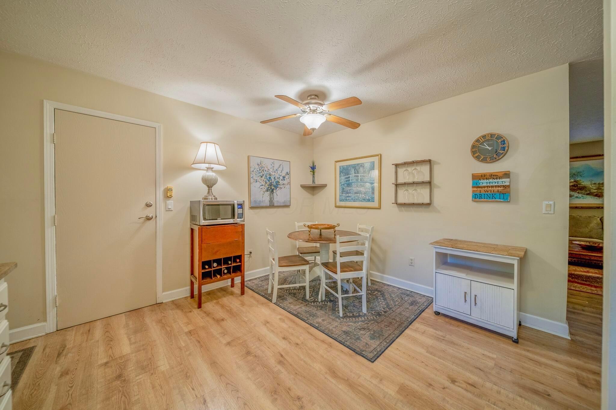 1158 Worthington Woods Boulevard Property Photo 9