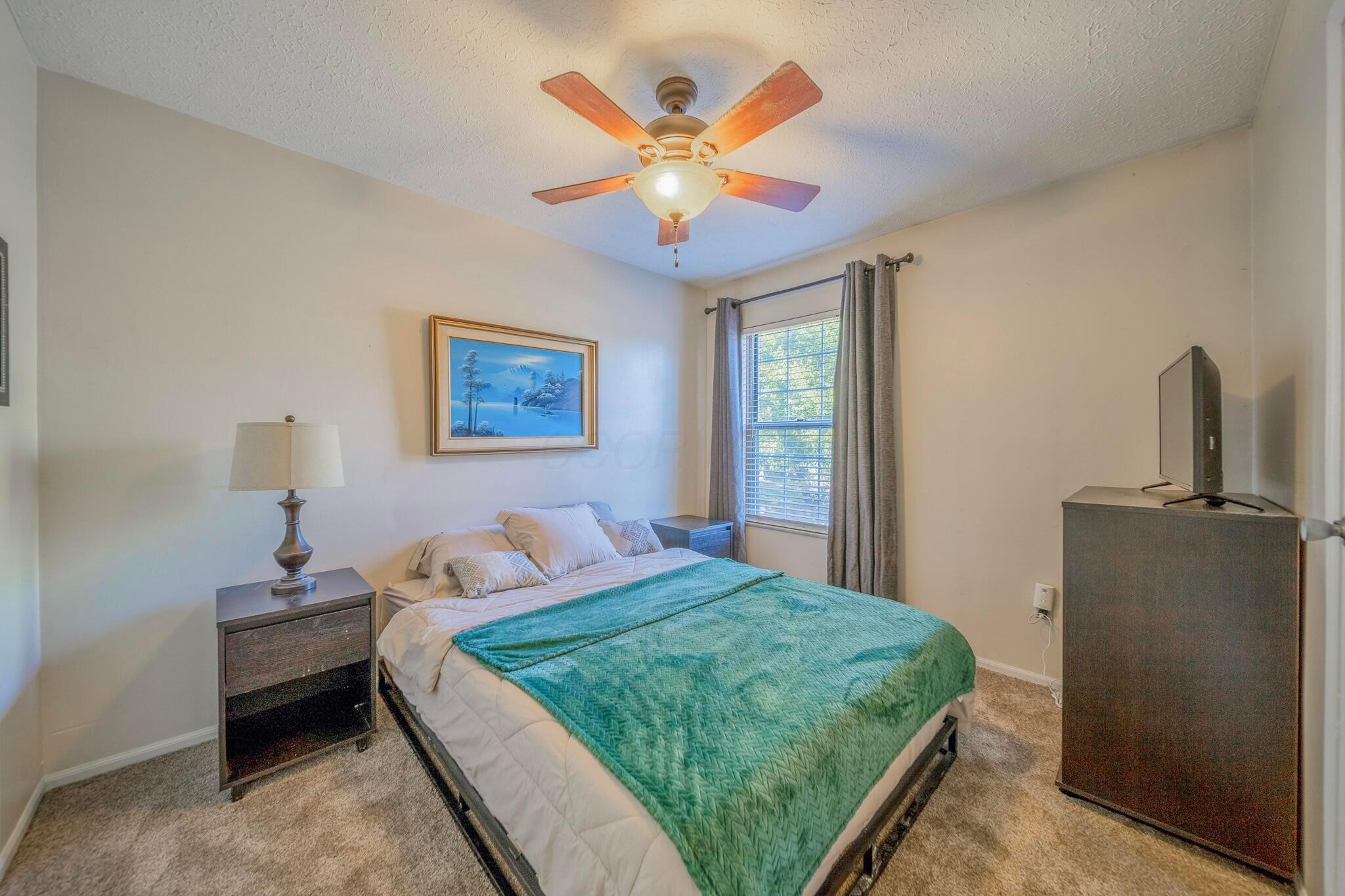 1158 Worthington Woods Boulevard Property Photo 18