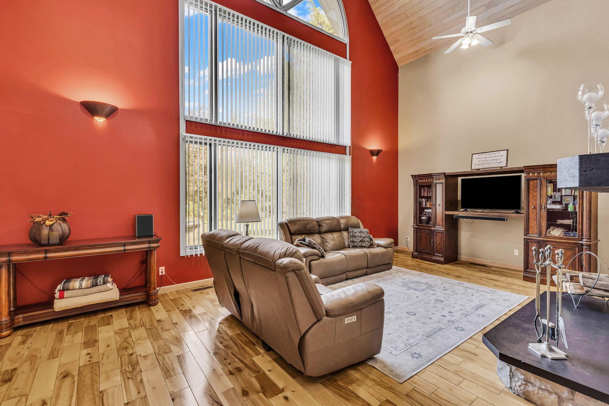 5830 Houchard Road Property Photo 8