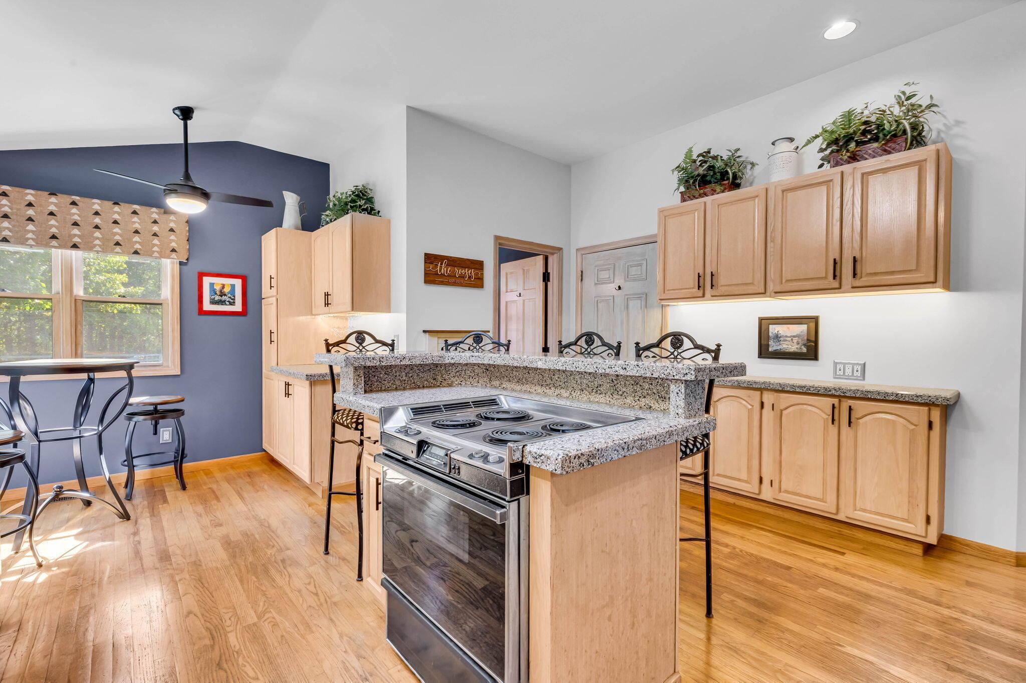 5830 Houchard Road Property Photo 16