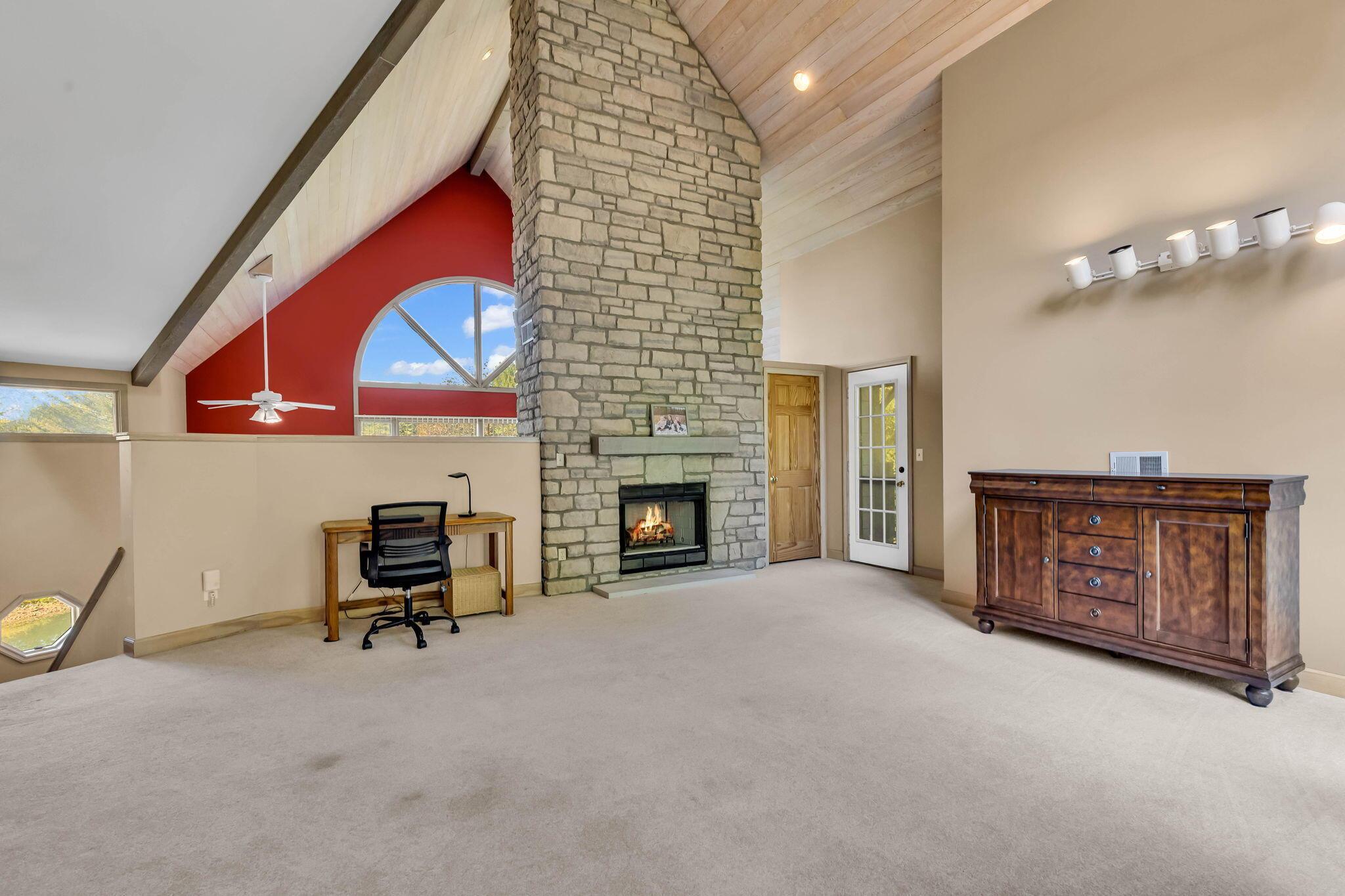 5830 Houchard Road Property Photo 23