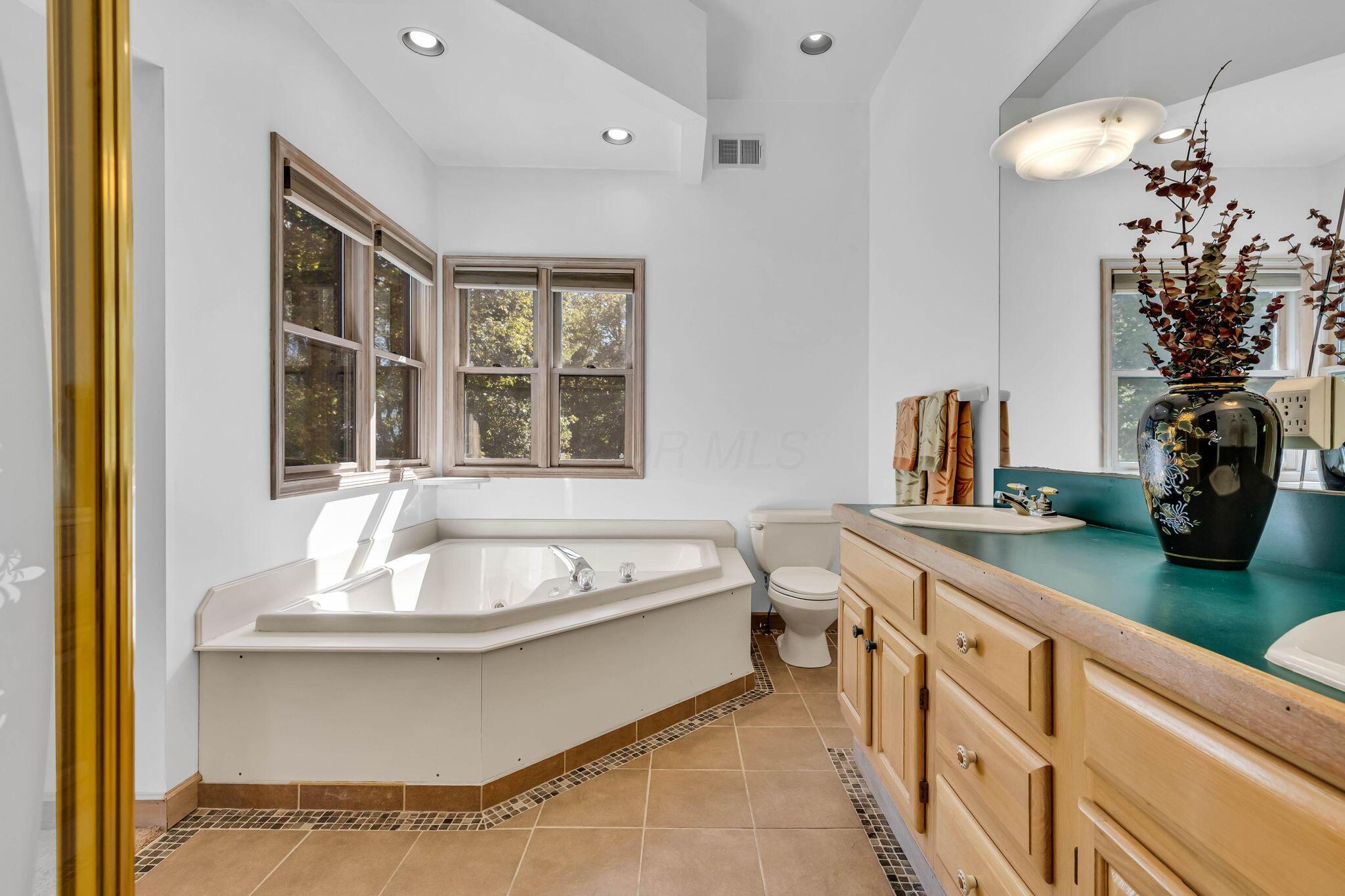 5830 Houchard Road Property Photo 33