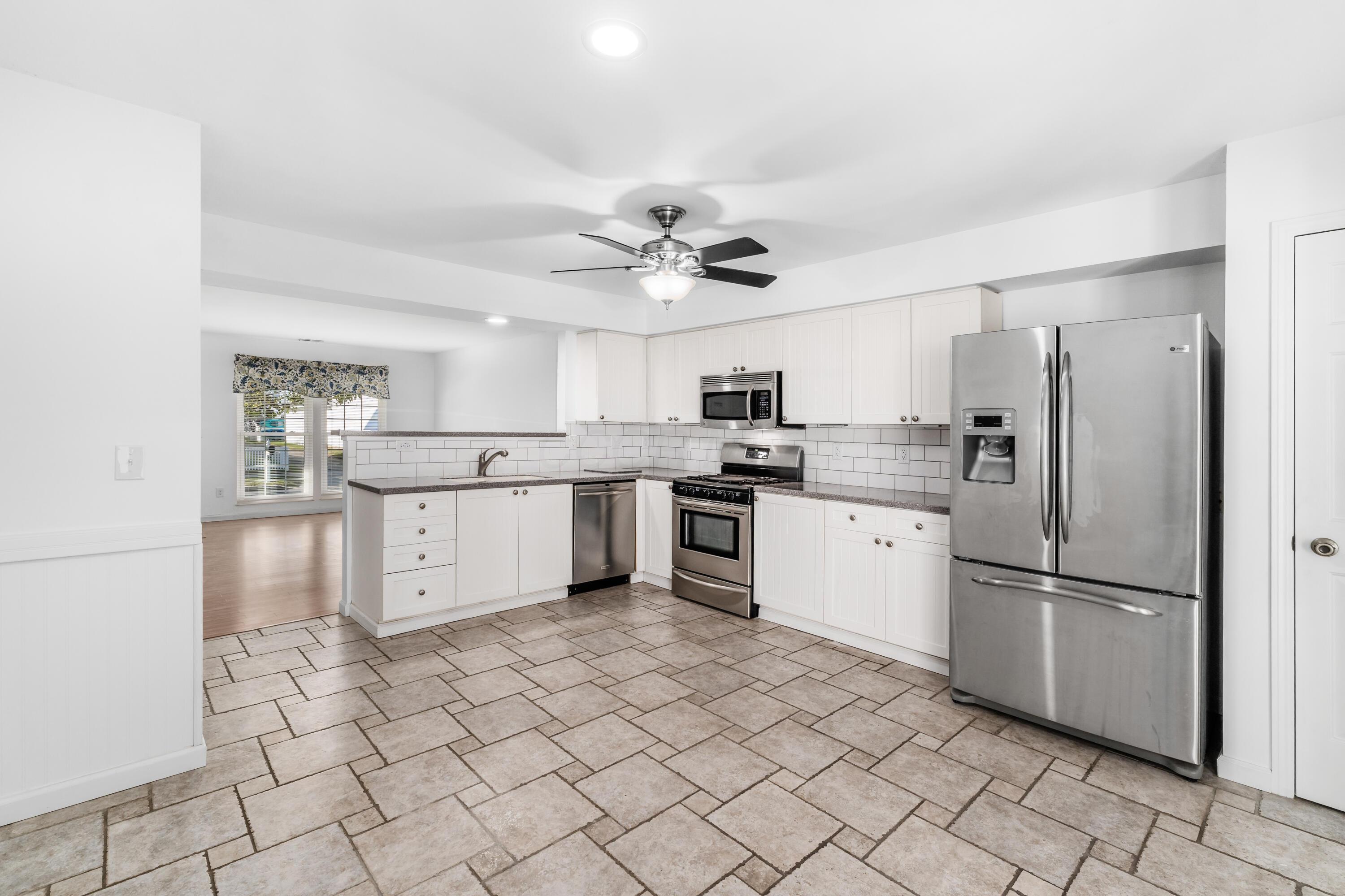 2360 Bloxom Street Property Photo 18