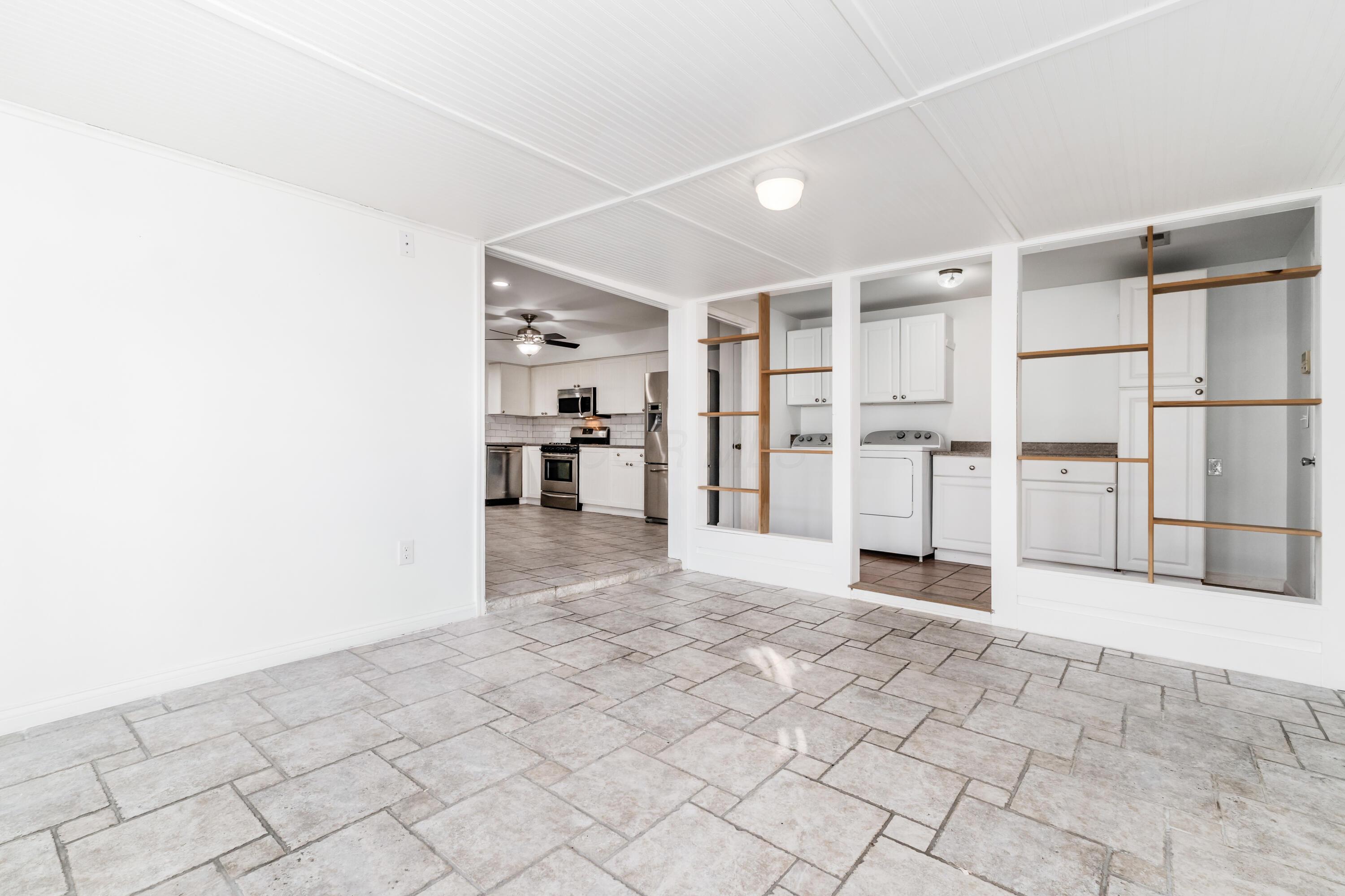 2360 Bloxom Street Property Photo 24