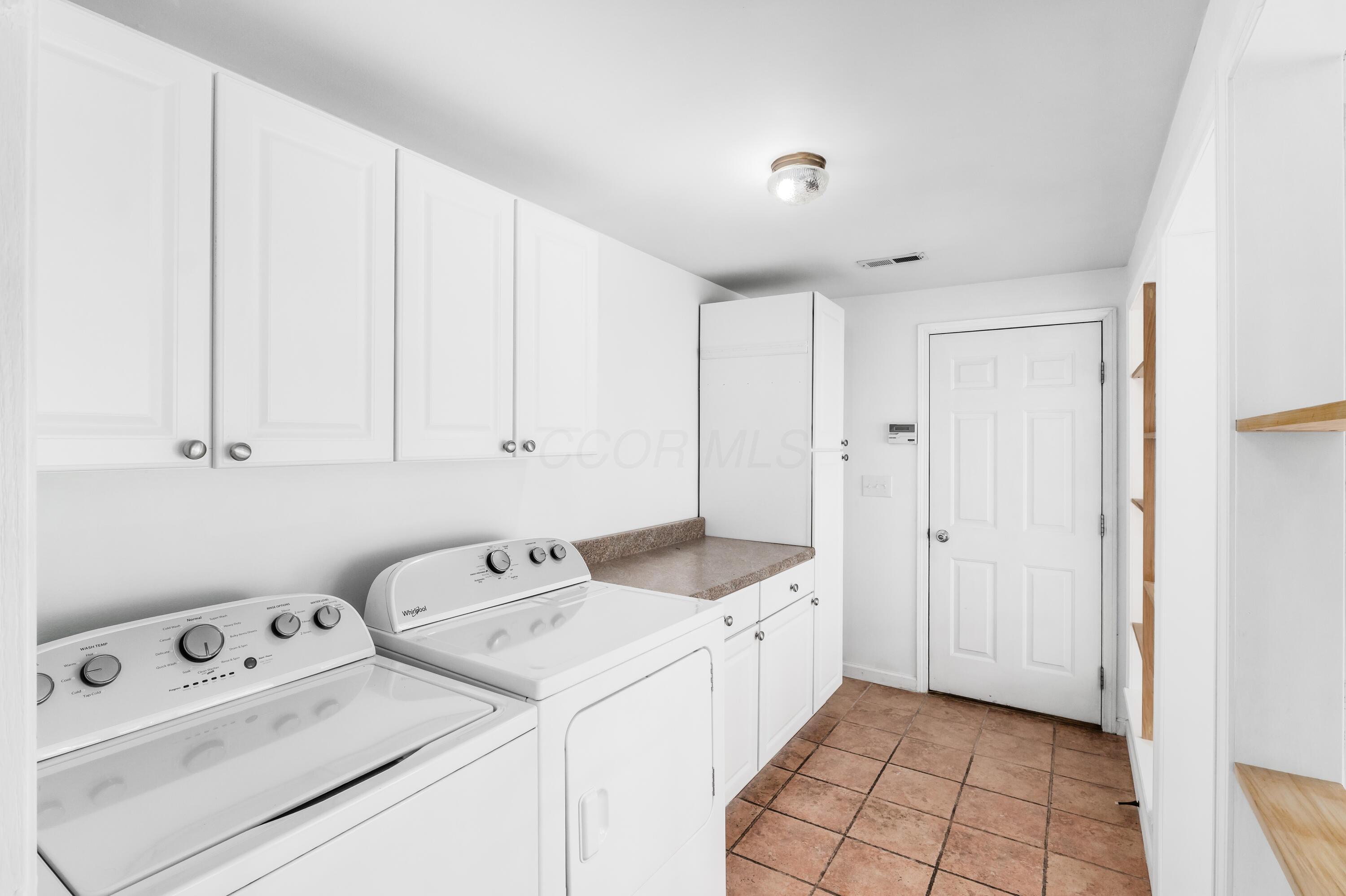 2360 Bloxom Street Property Photo 25