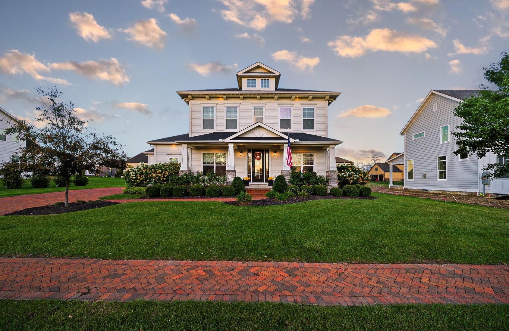 1744 Pinnacle Club Drive Property Photo 3