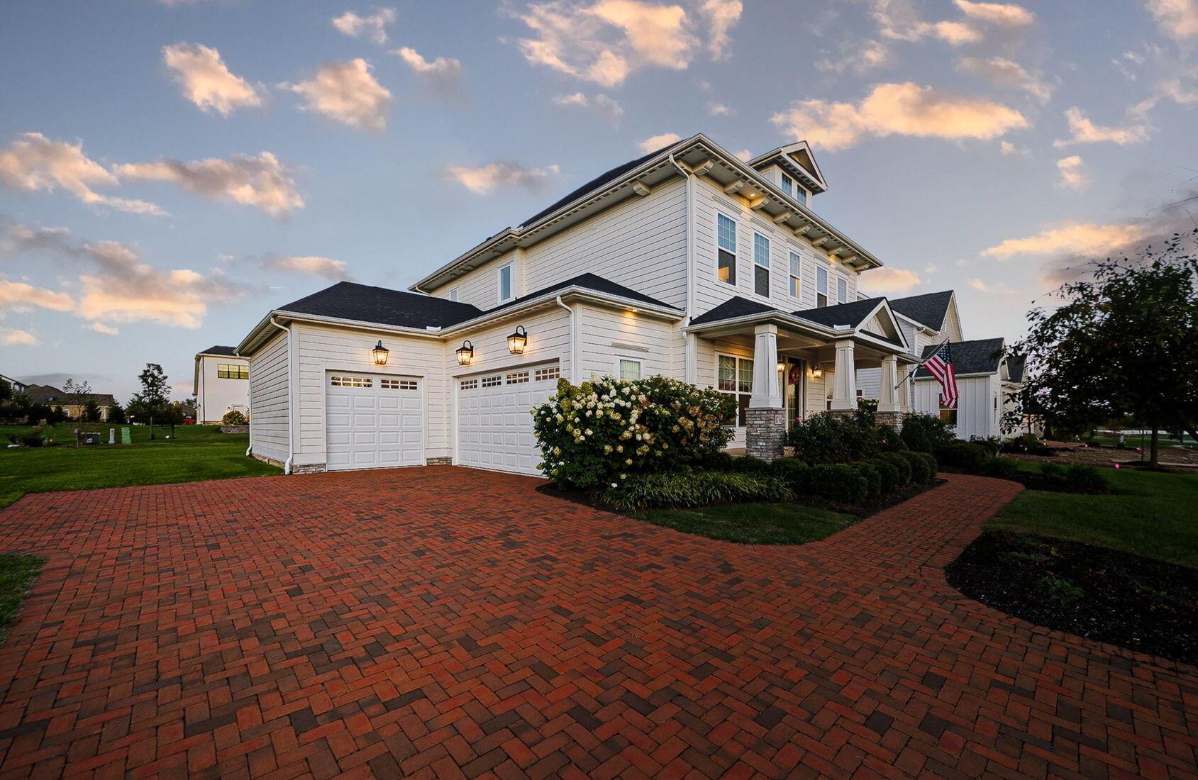 1744 Pinnacle Club Drive Property Photo 7