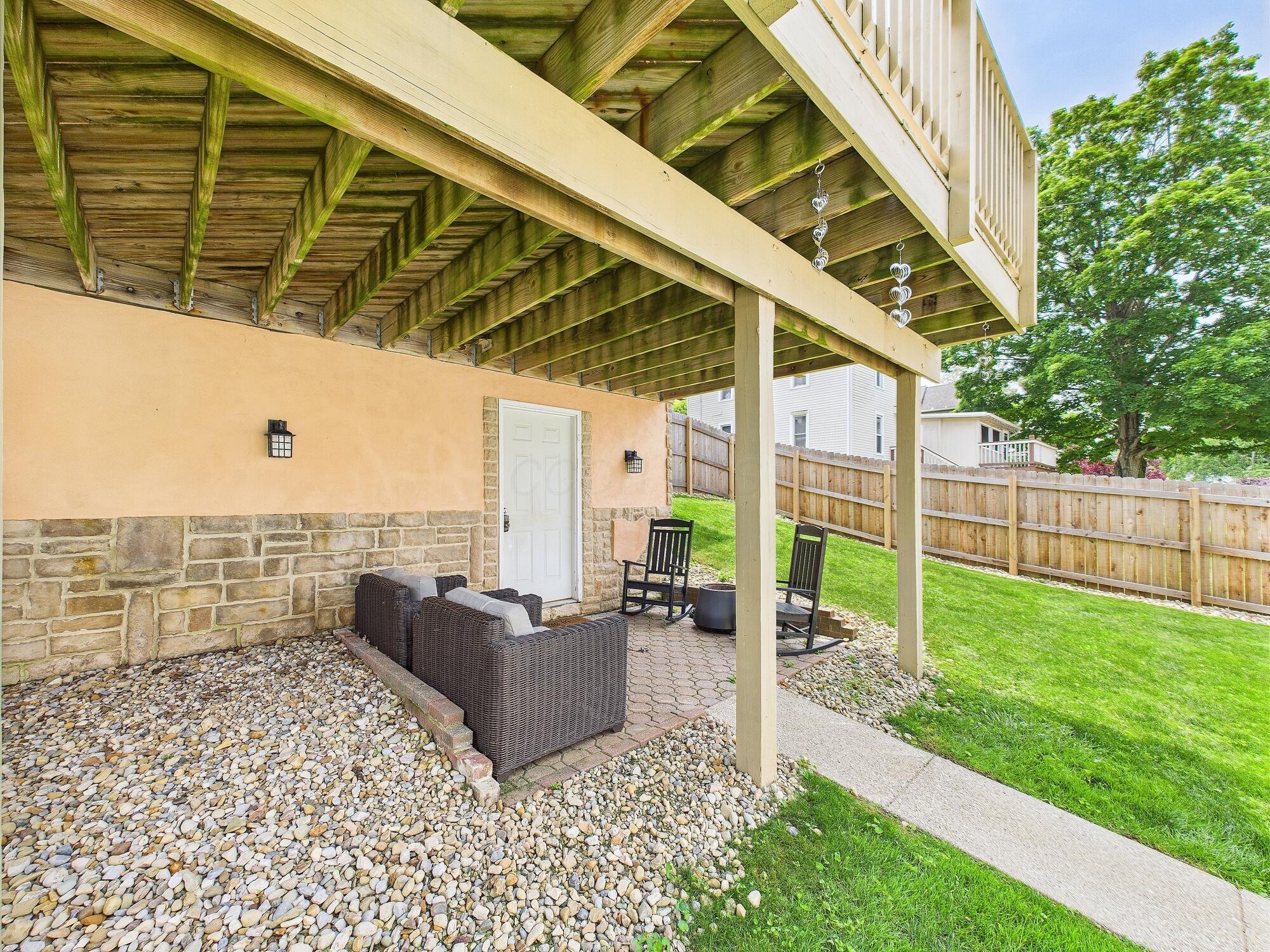 148 E Columbus Street Property Photo 30