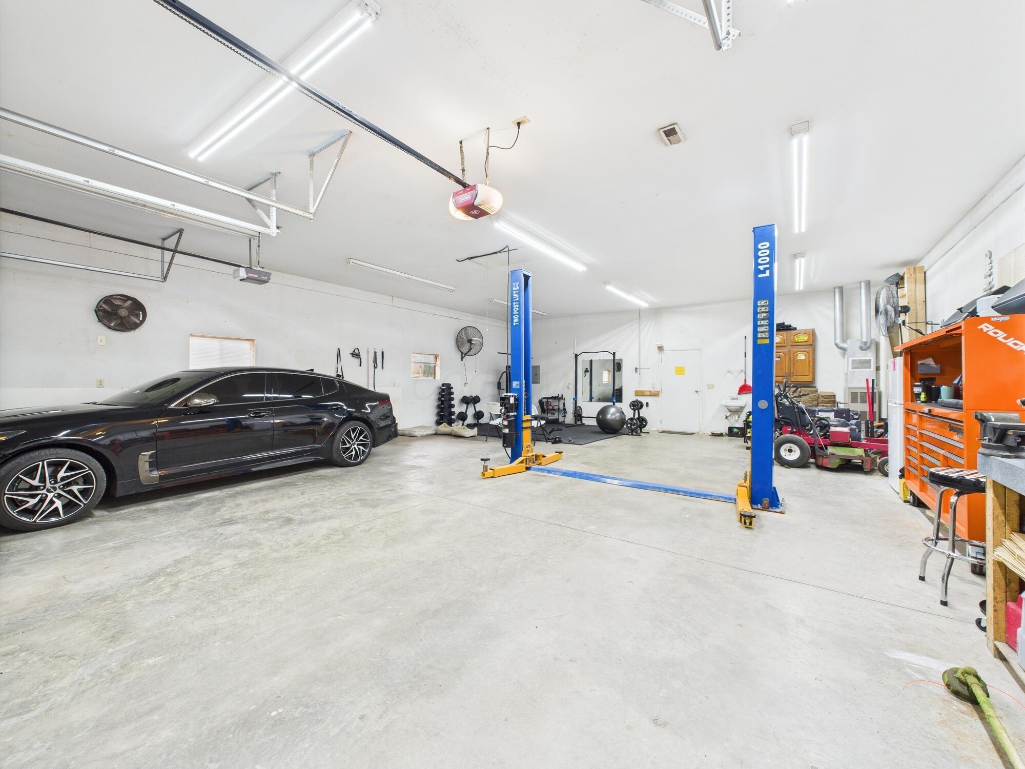 148 E Columbus Street Property Photo 39