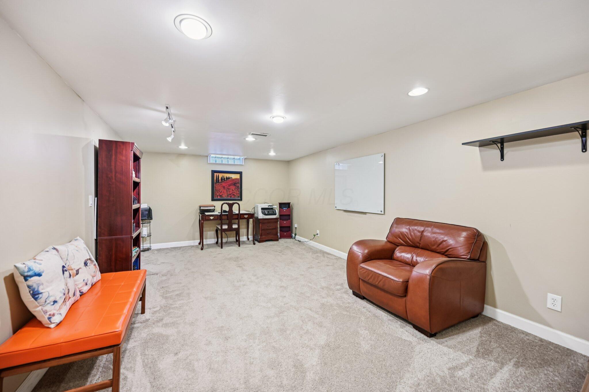 1800 Lakehill Court Property Photo 26