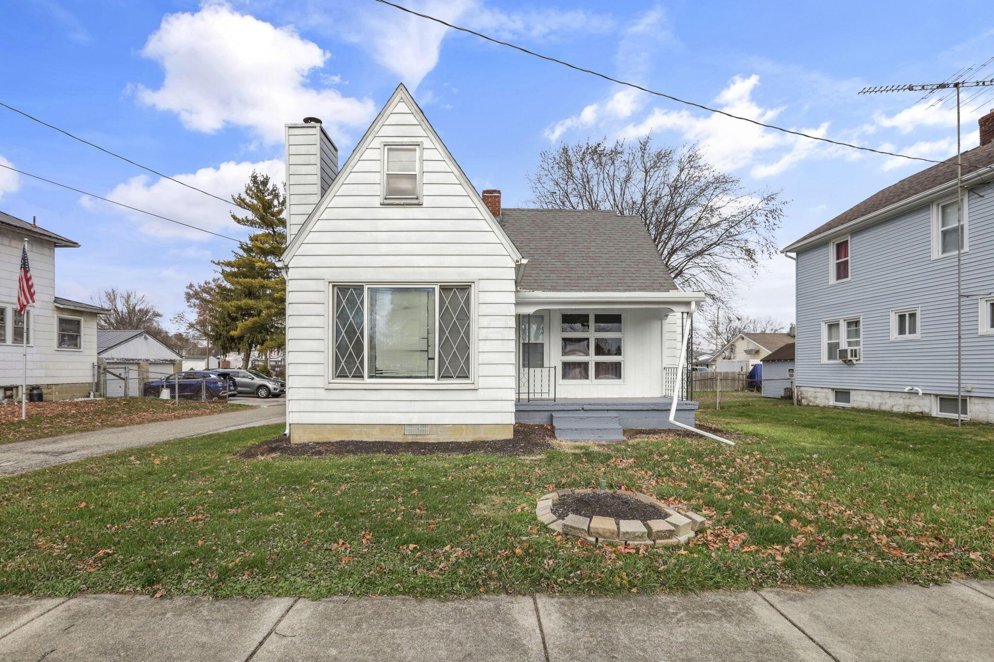 814 W Main Street Property Photo 1