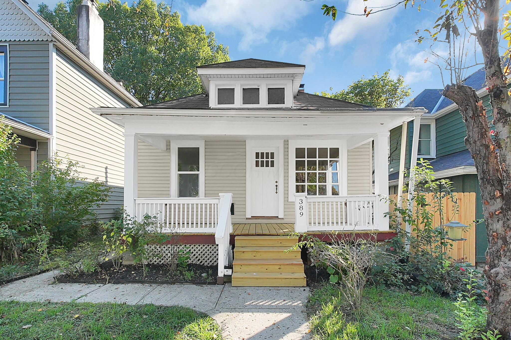 389 E Mithoff Street Property Photo 1