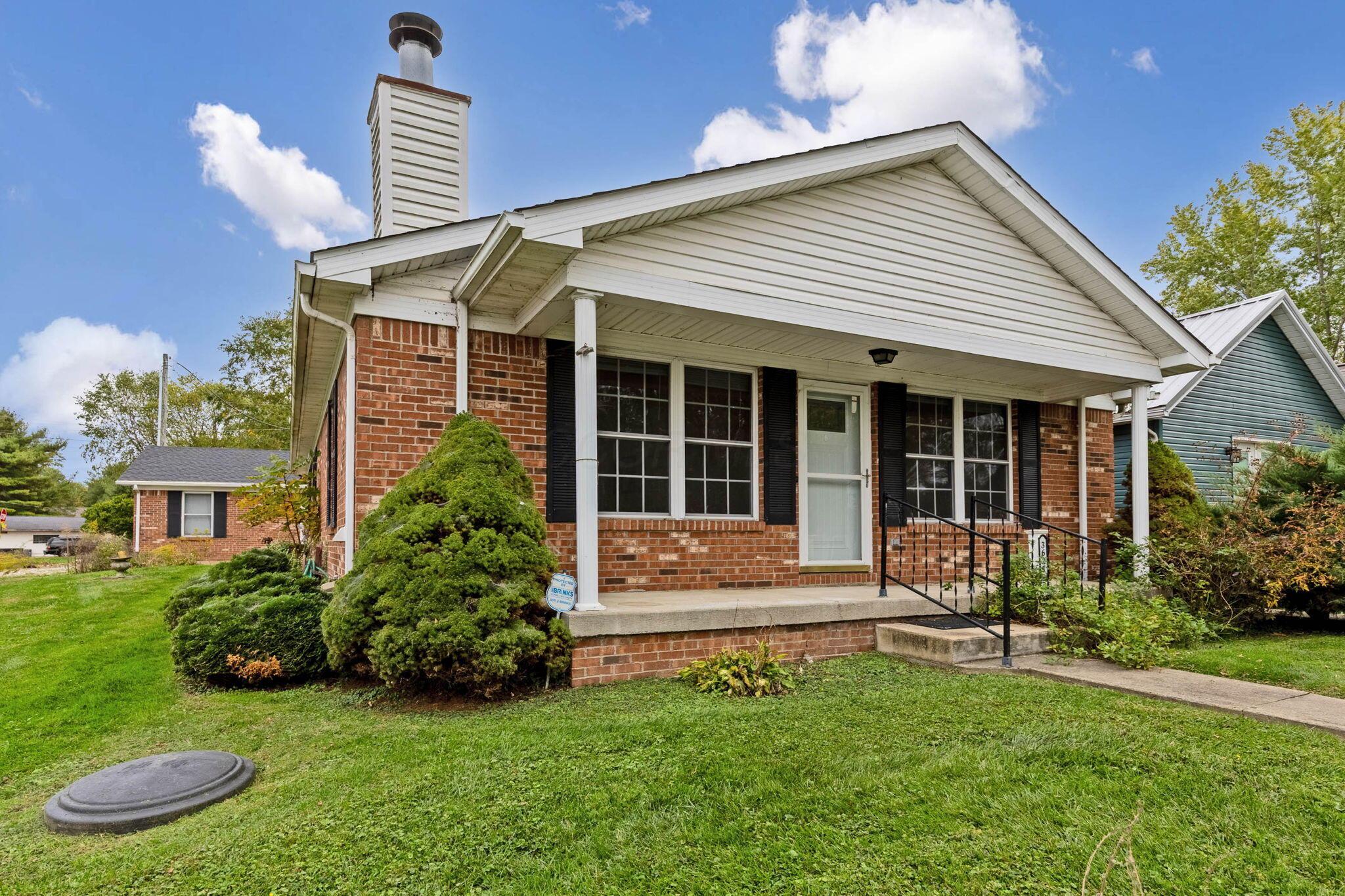 3621 S Bank Road Ne Property Photo 1