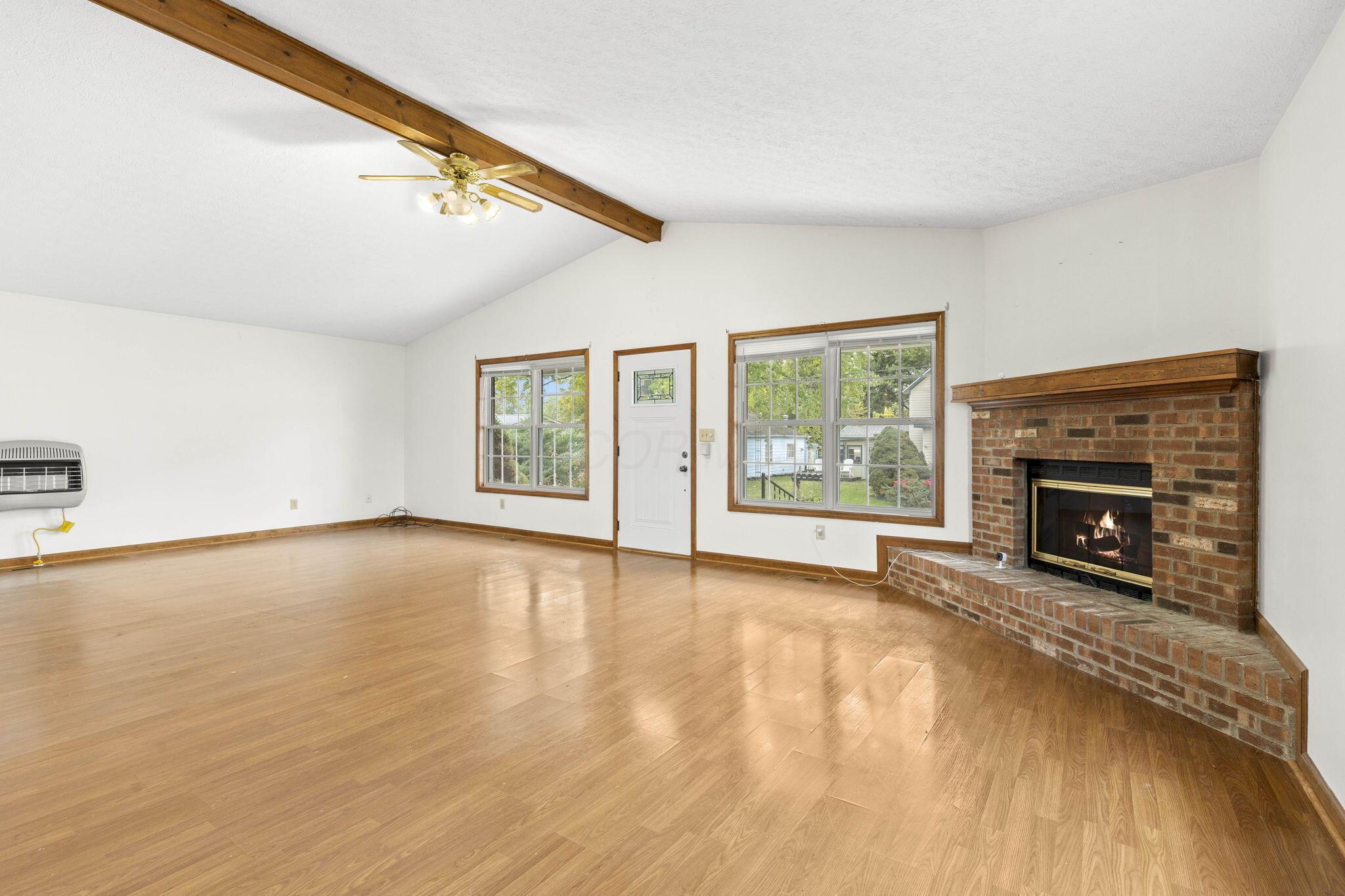 3621 S Bank Road Ne Property Photo 4