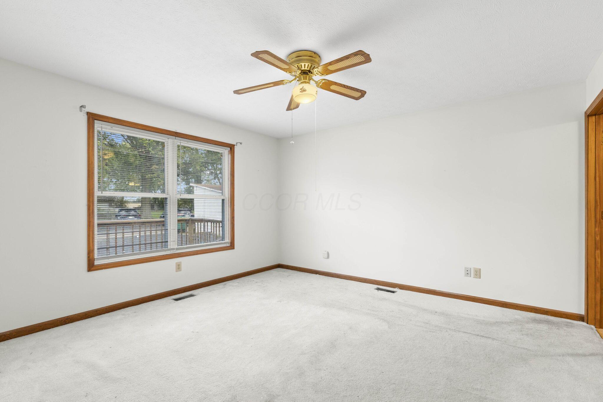 3621 S Bank Road Ne Property Photo 18
