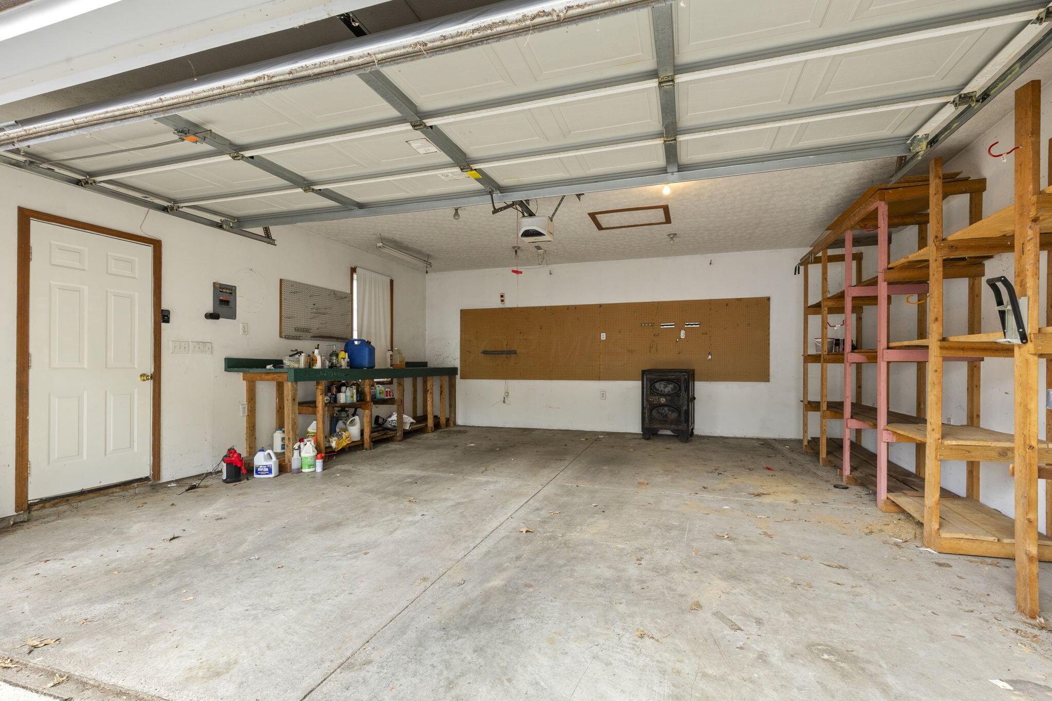 3621 S Bank Road Ne Property Photo 31