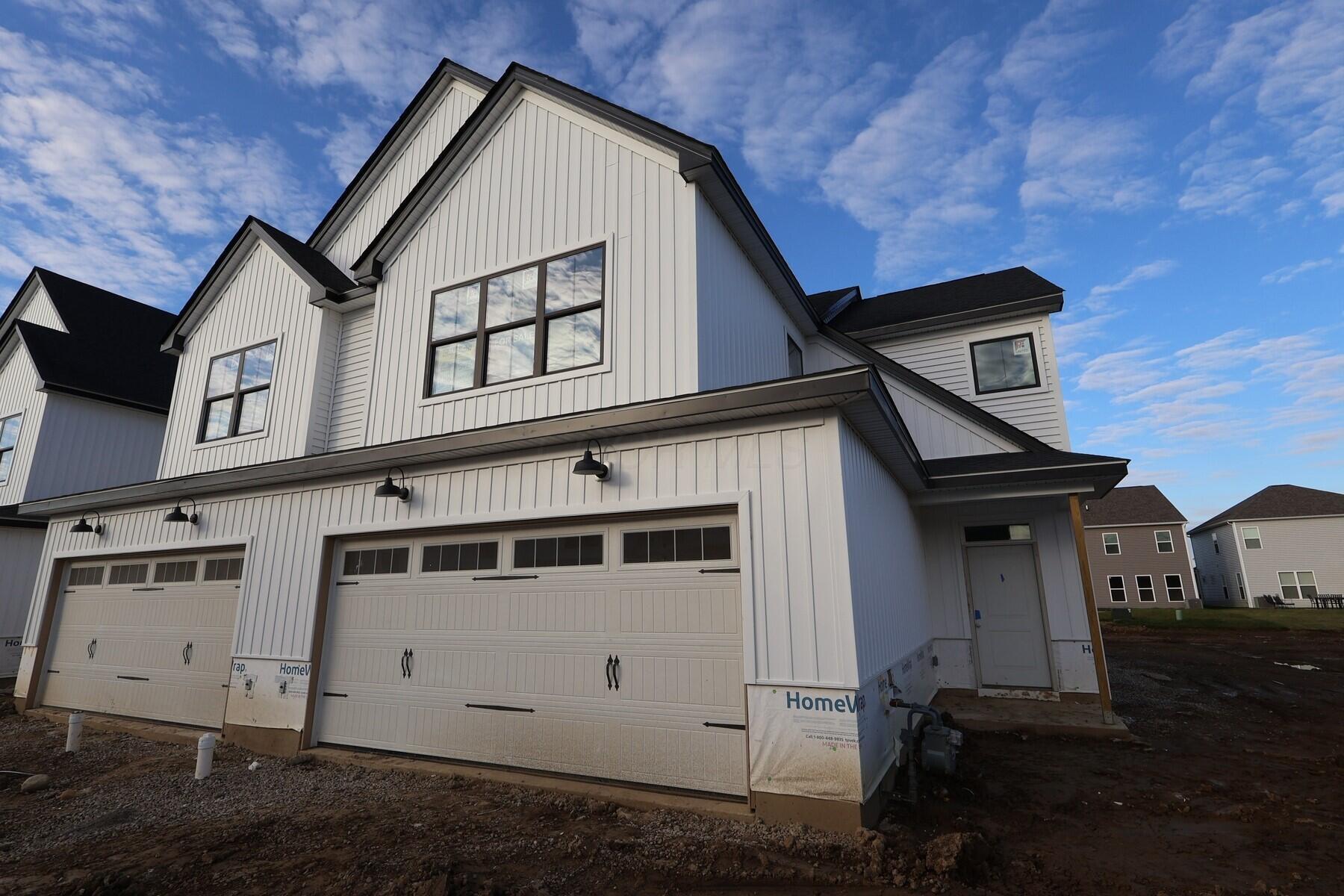 5480 Fawnsbury Court Property Photo 1