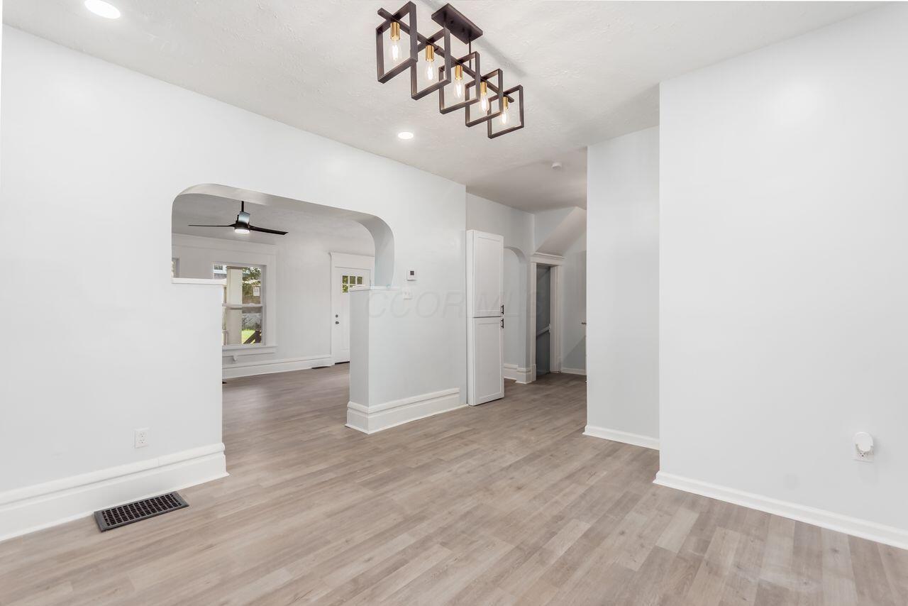 95 Midland Avenue Property Photo 11