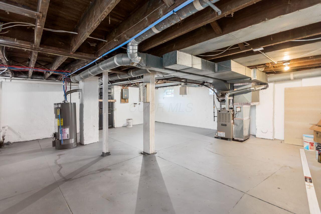 95 Midland Avenue Property Photo 36