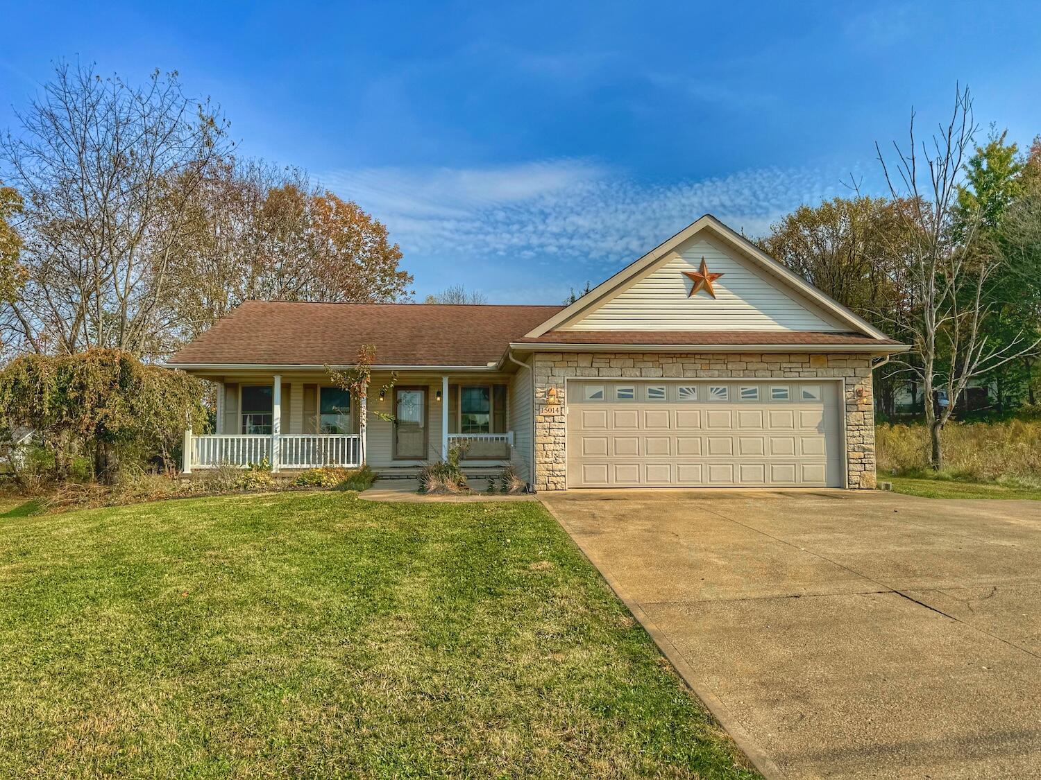 15014 Monroe Mills Road Property Photo 1