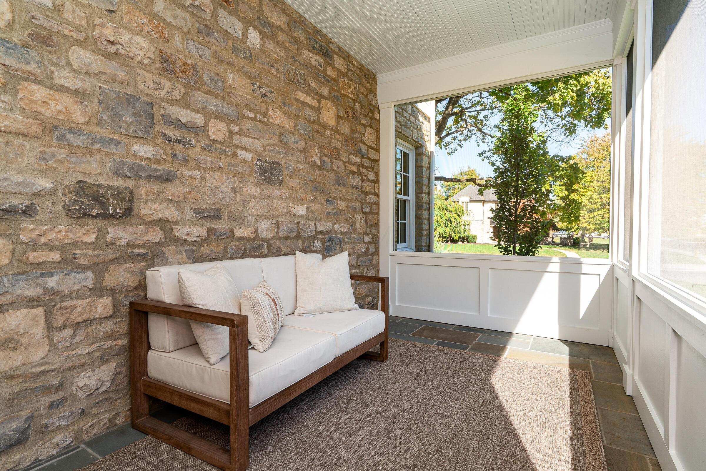 1565 Berkshire Road Property Photo 30
