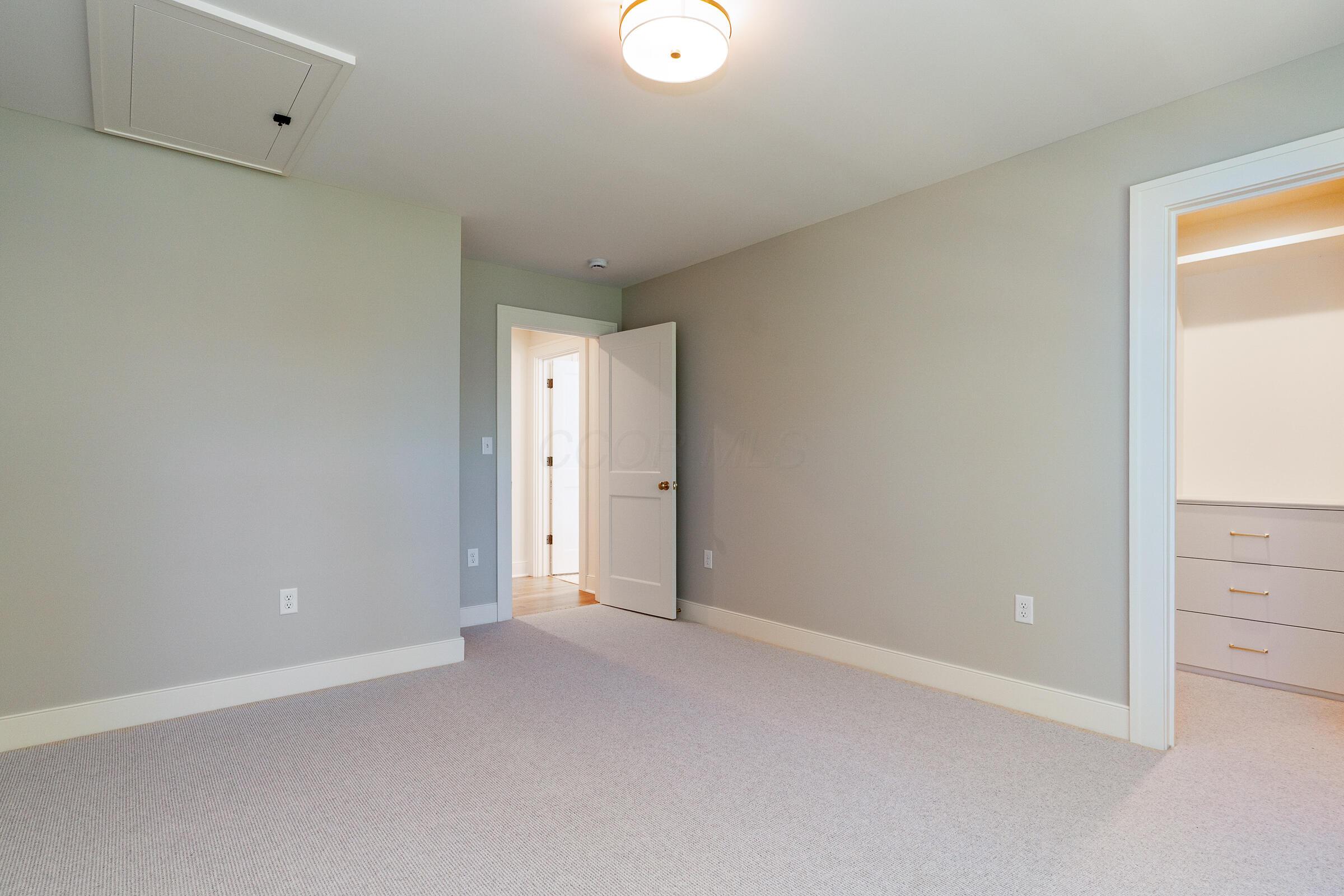 1565 Berkshire Road Property Photo 53