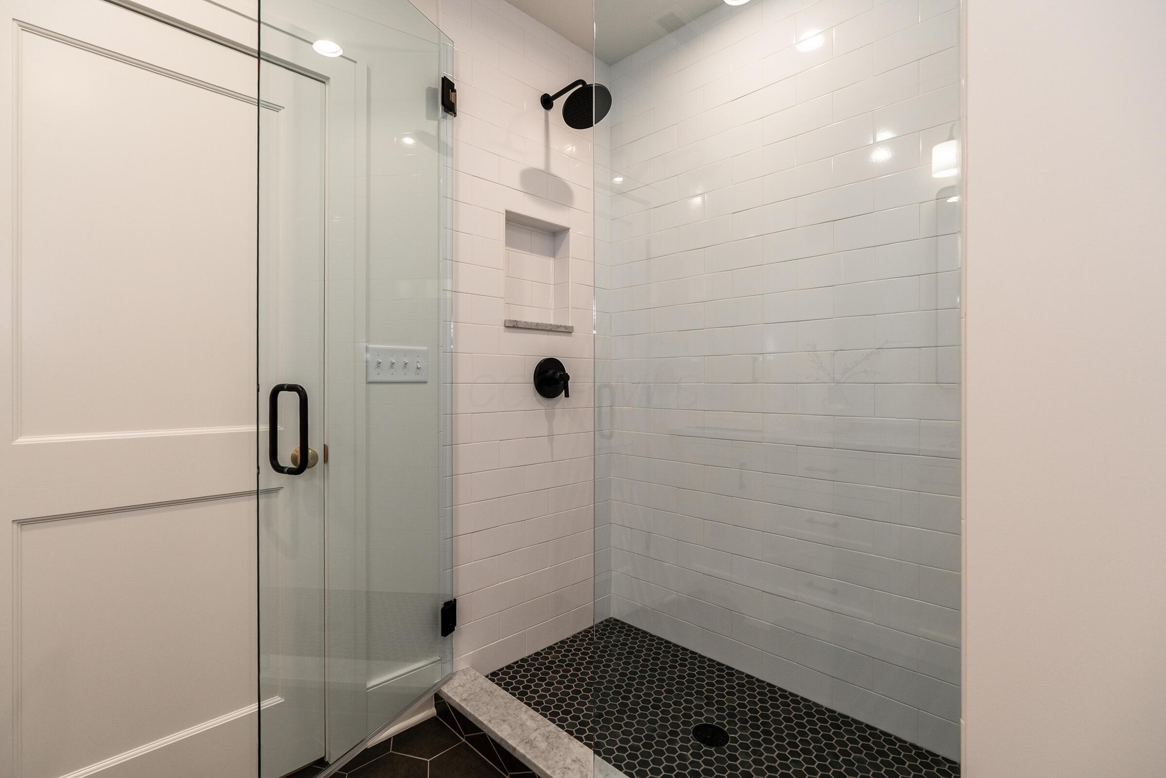 1565 Berkshire Road Property Photo 74