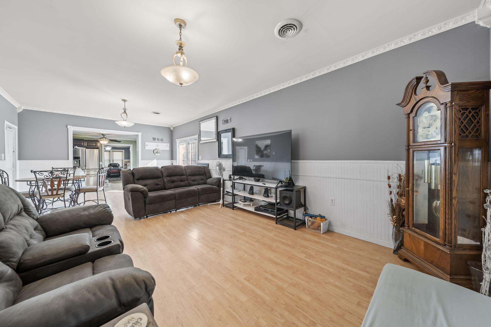 179 Selma Street Property Photo 25