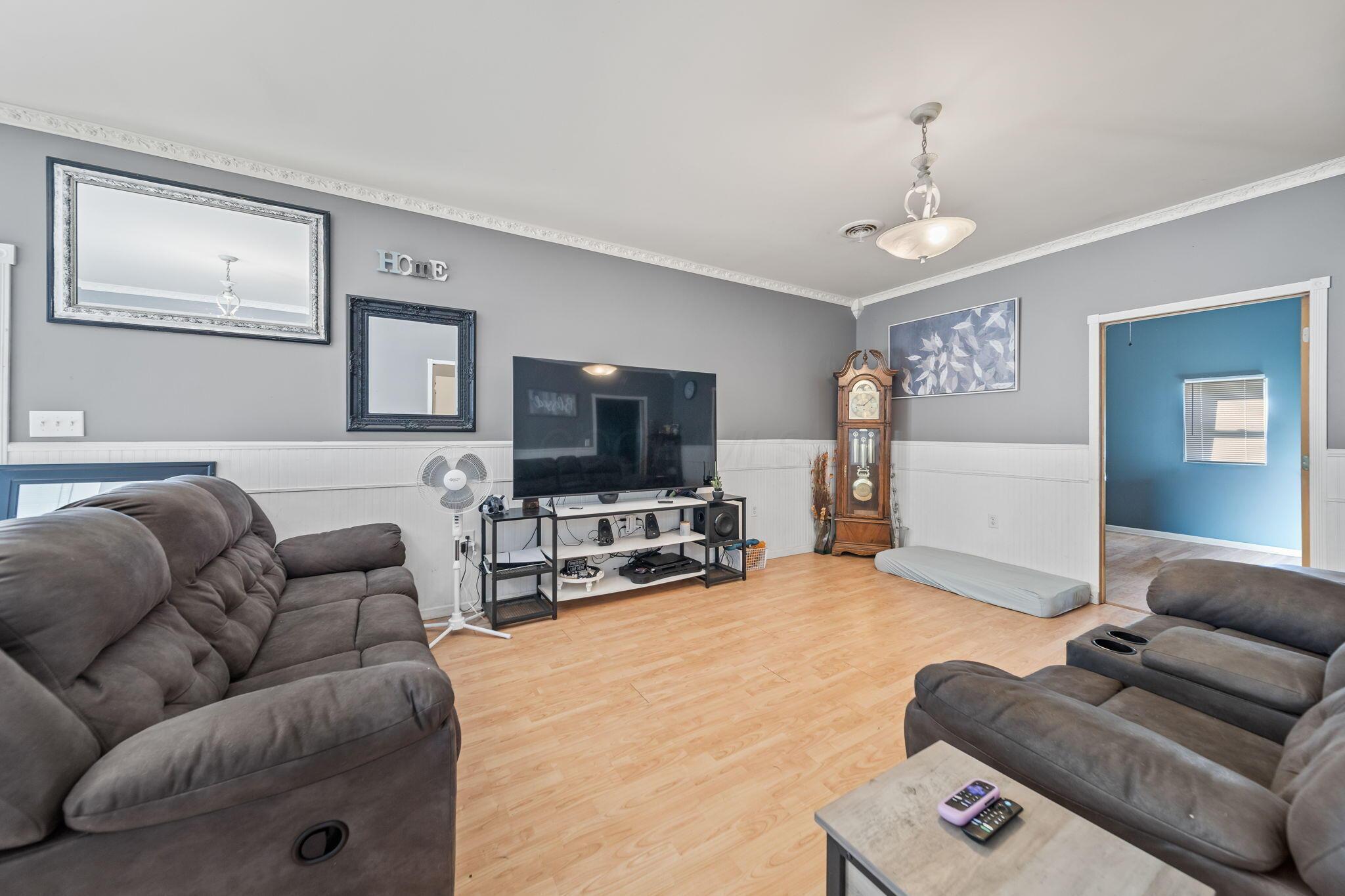 179 Selma Street Property Photo 28