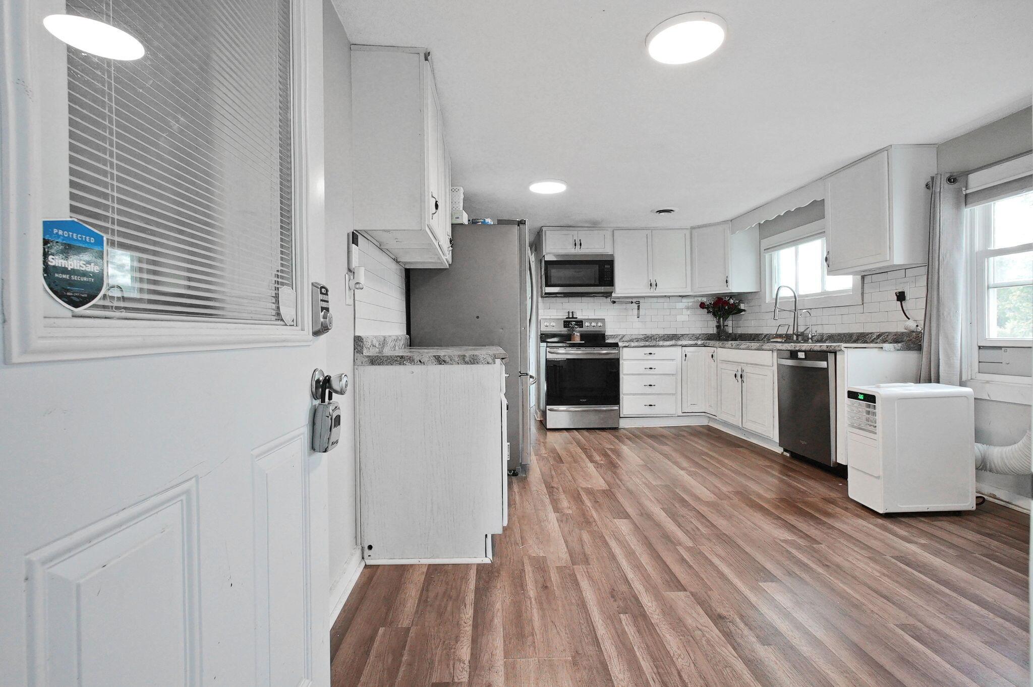 29907 Jackson Road Property Photo 6