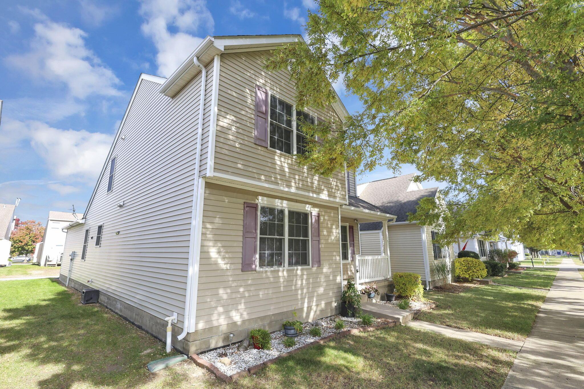 5672 Galveston Drive Property Photo 2