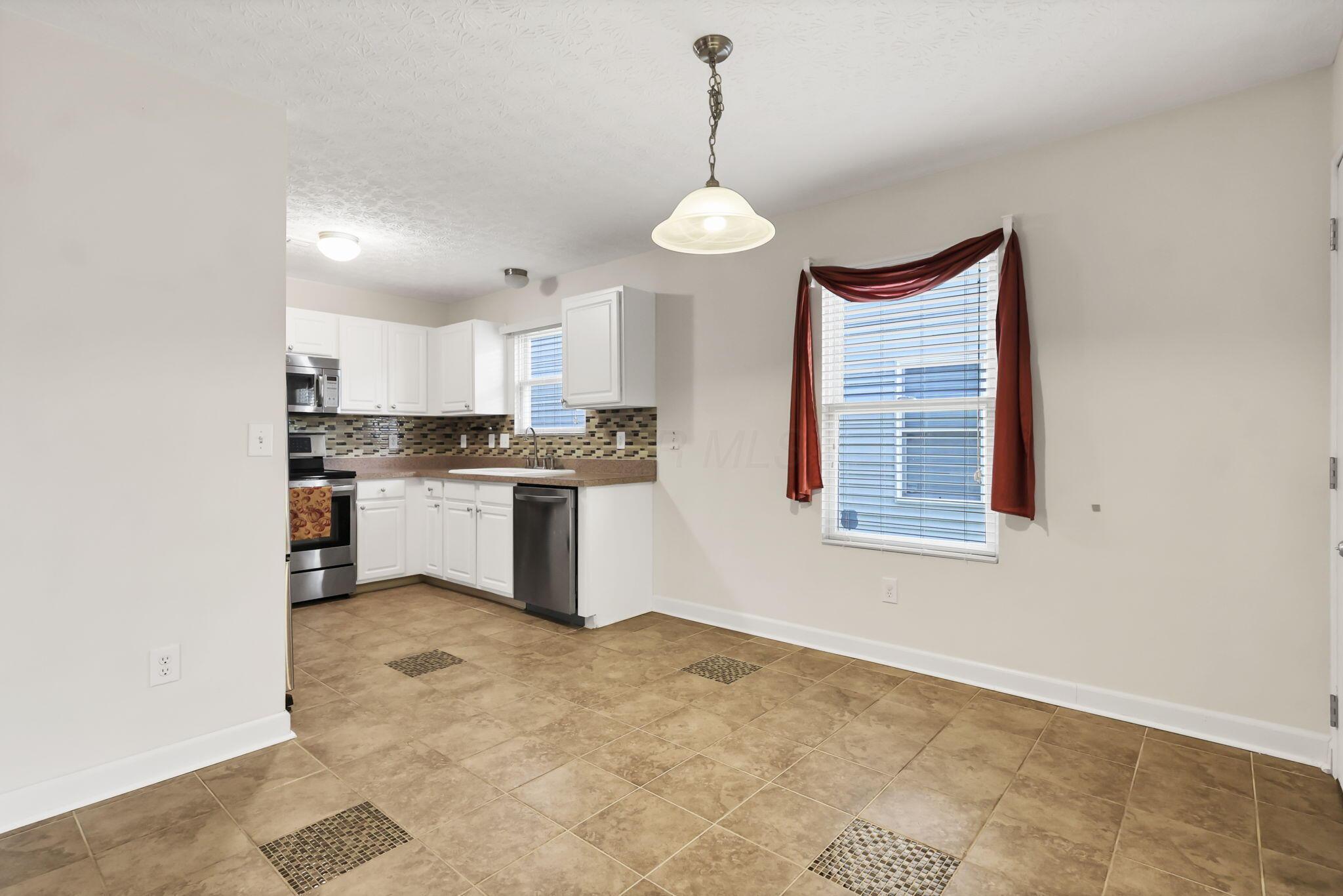 5672 Galveston Drive Property Photo 14