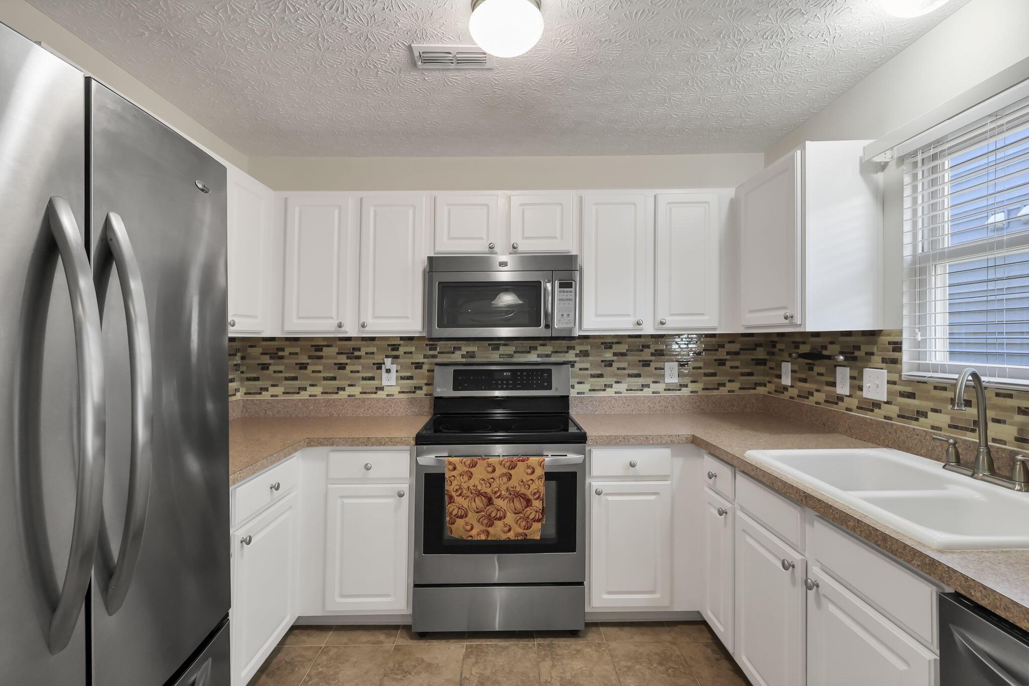 5672 Galveston Drive Property Photo 17