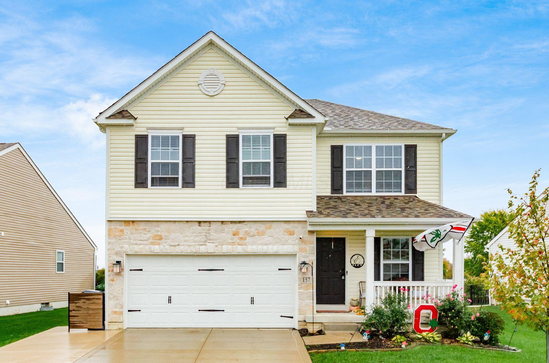 157 Chestnut Commons Drive Property Photo 1