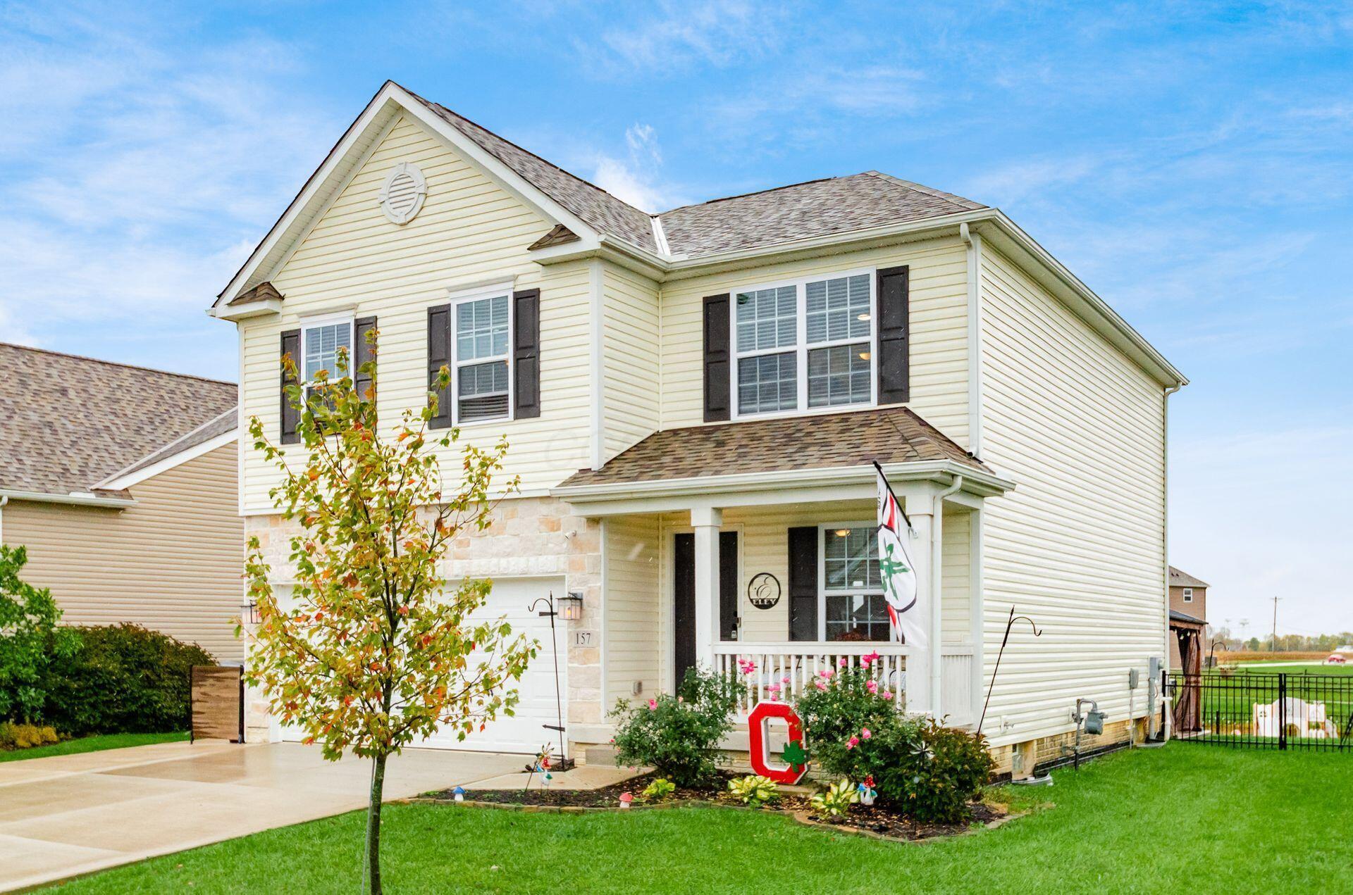 157 Chestnut Commons Drive Property Photo 2