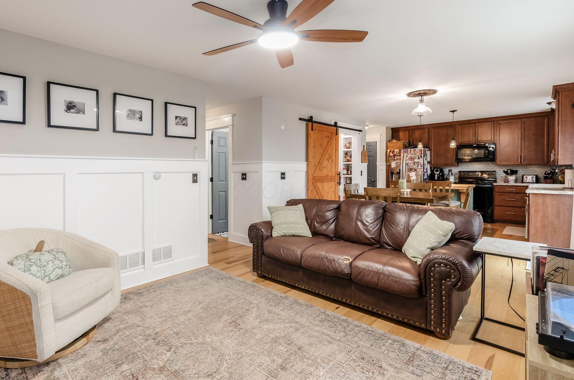 157 Chestnut Commons Drive Property Photo 10