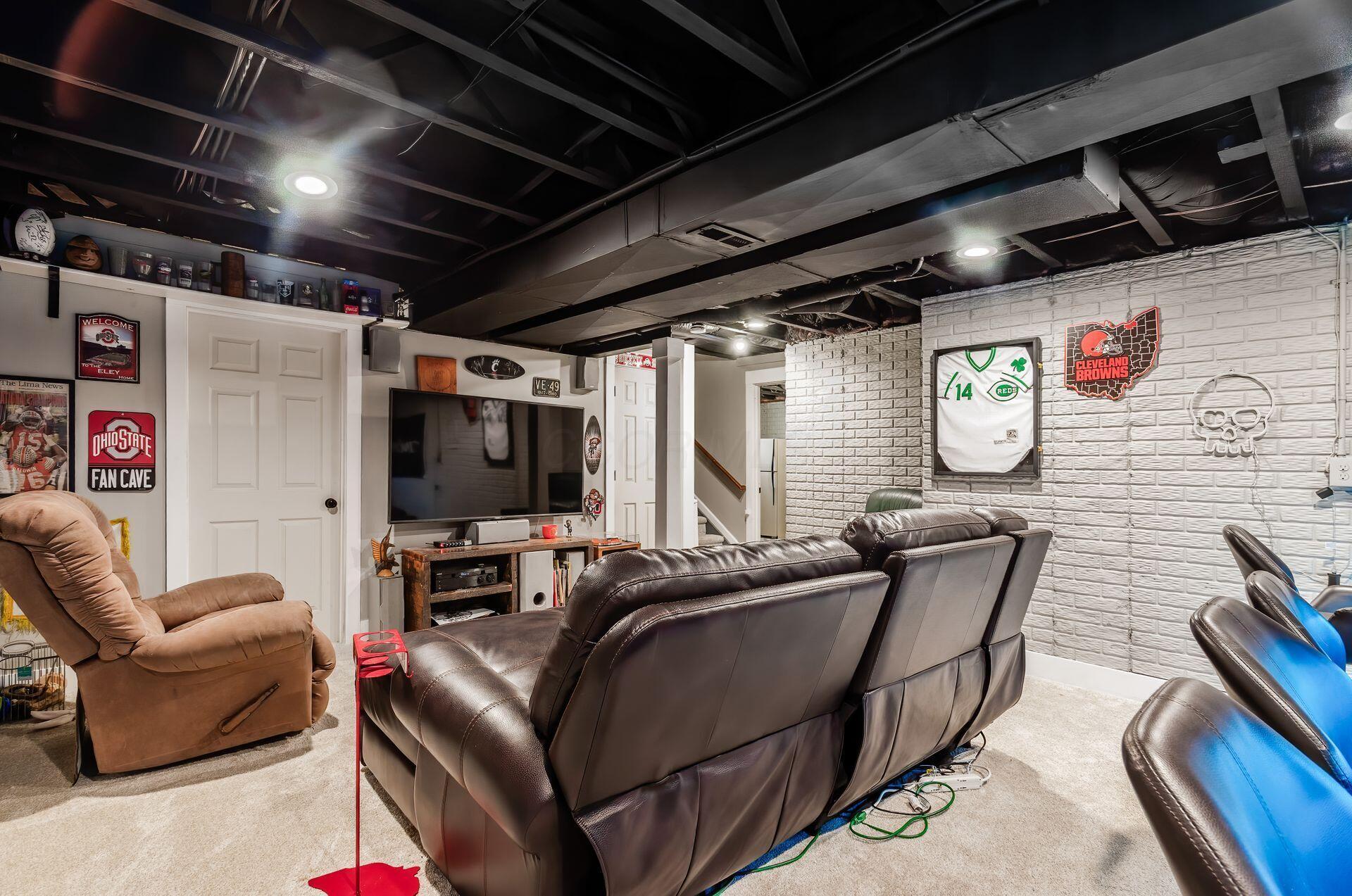 157 Chestnut Commons Drive Property Photo 36