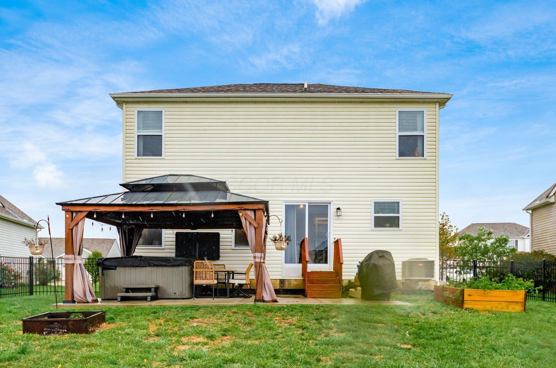 157 Chestnut Commons Drive Property Photo 39