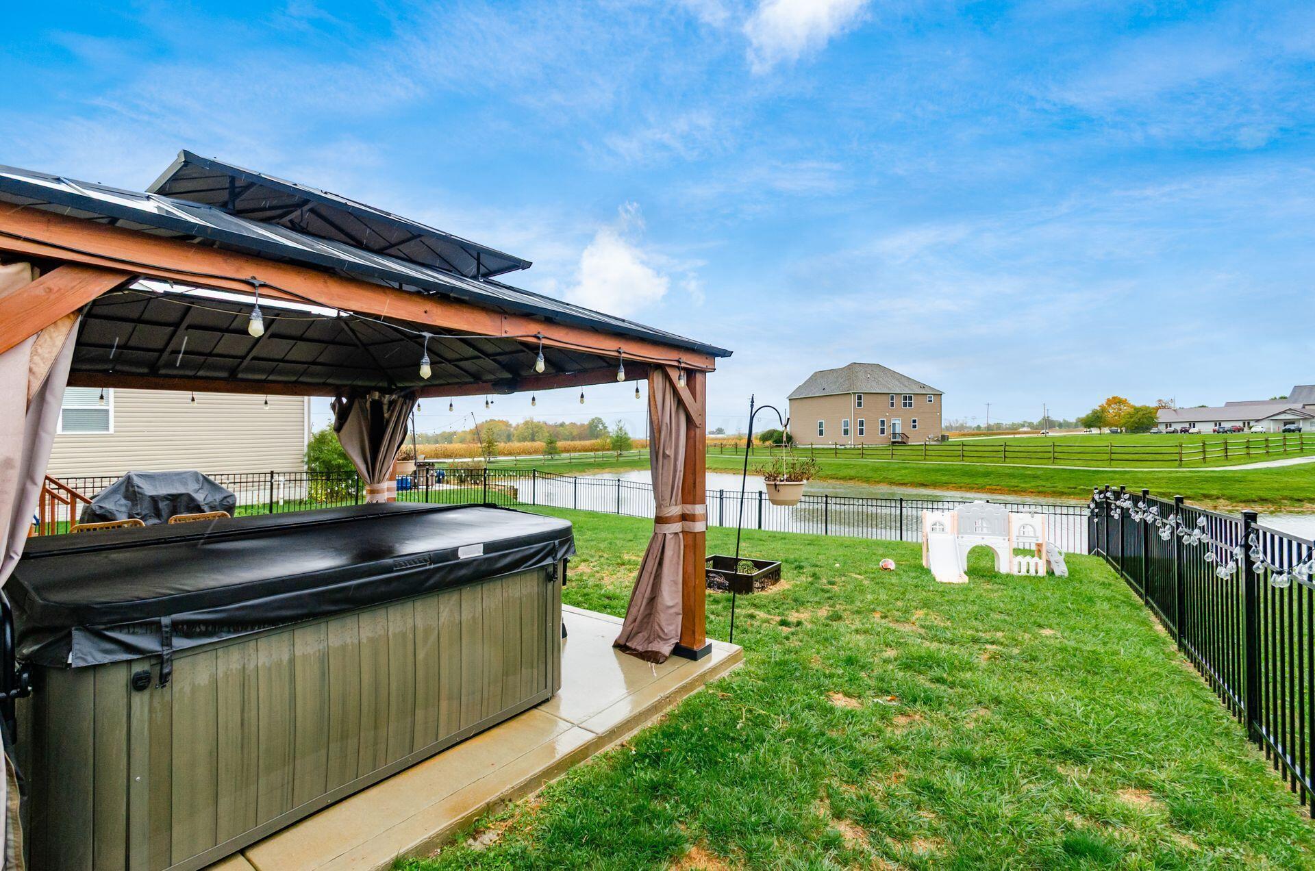 157 Chestnut Commons Drive Property Photo 42