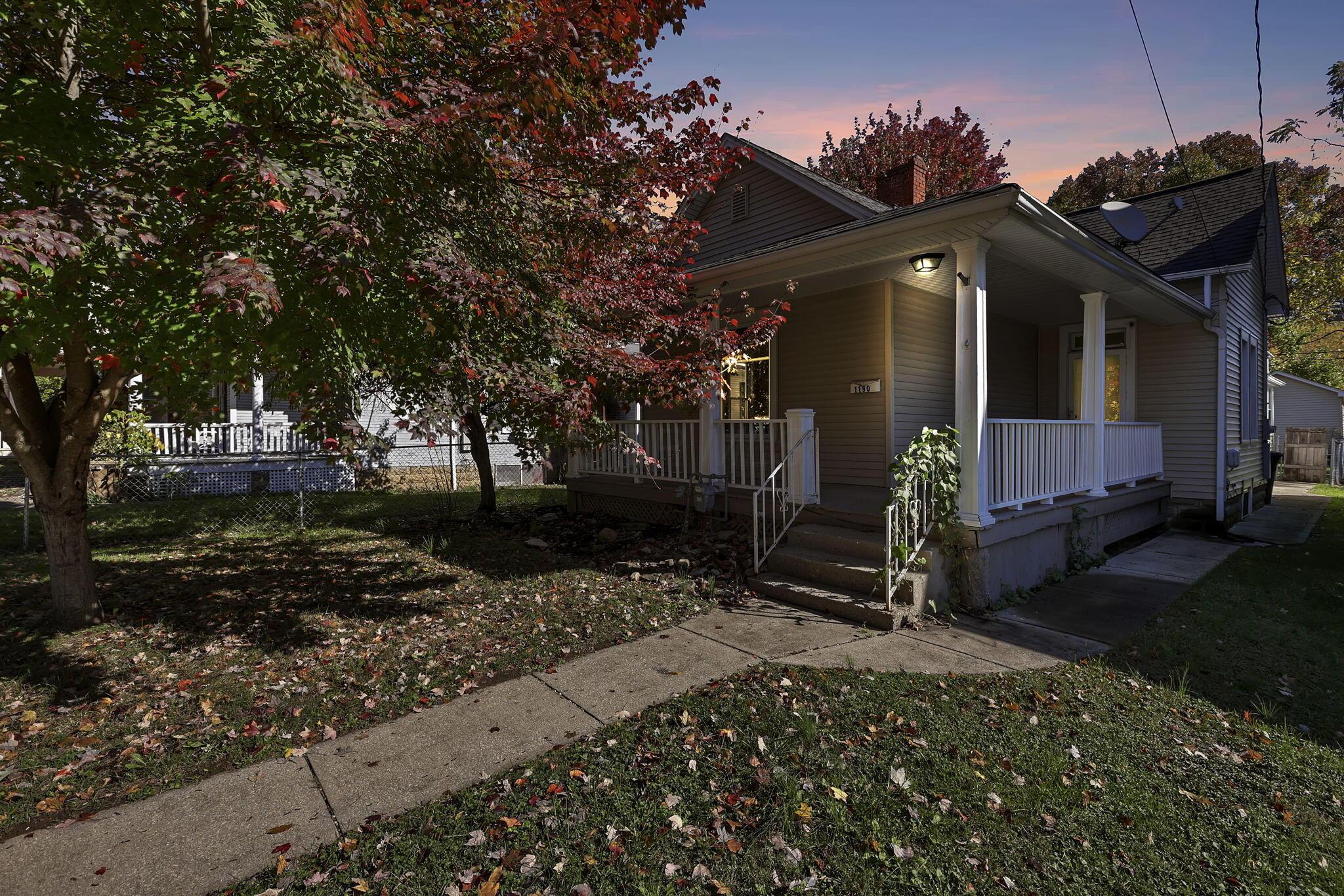 1190 N Columbus Street Property Photo 1