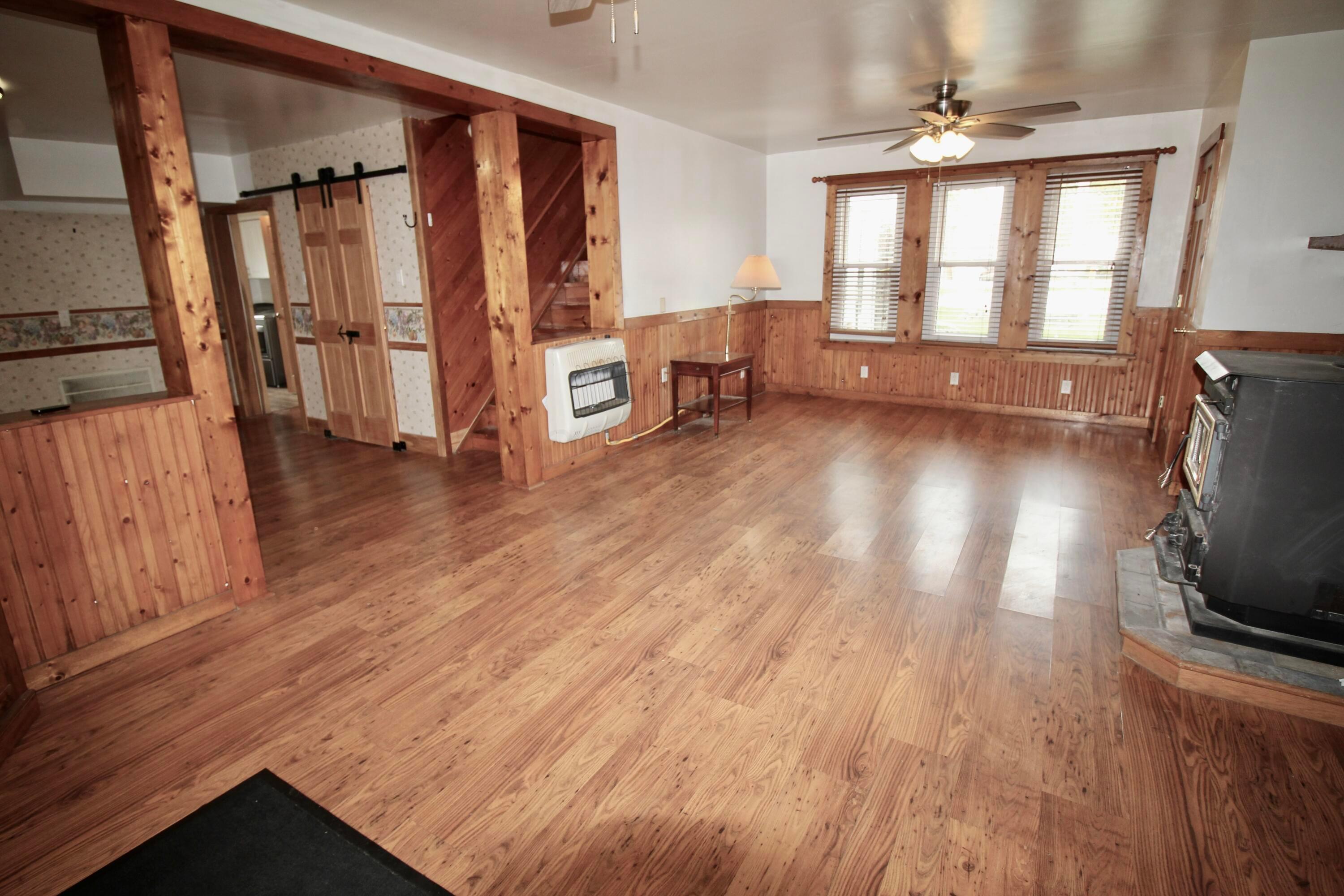 11007 Hebron Road Property Photo 9