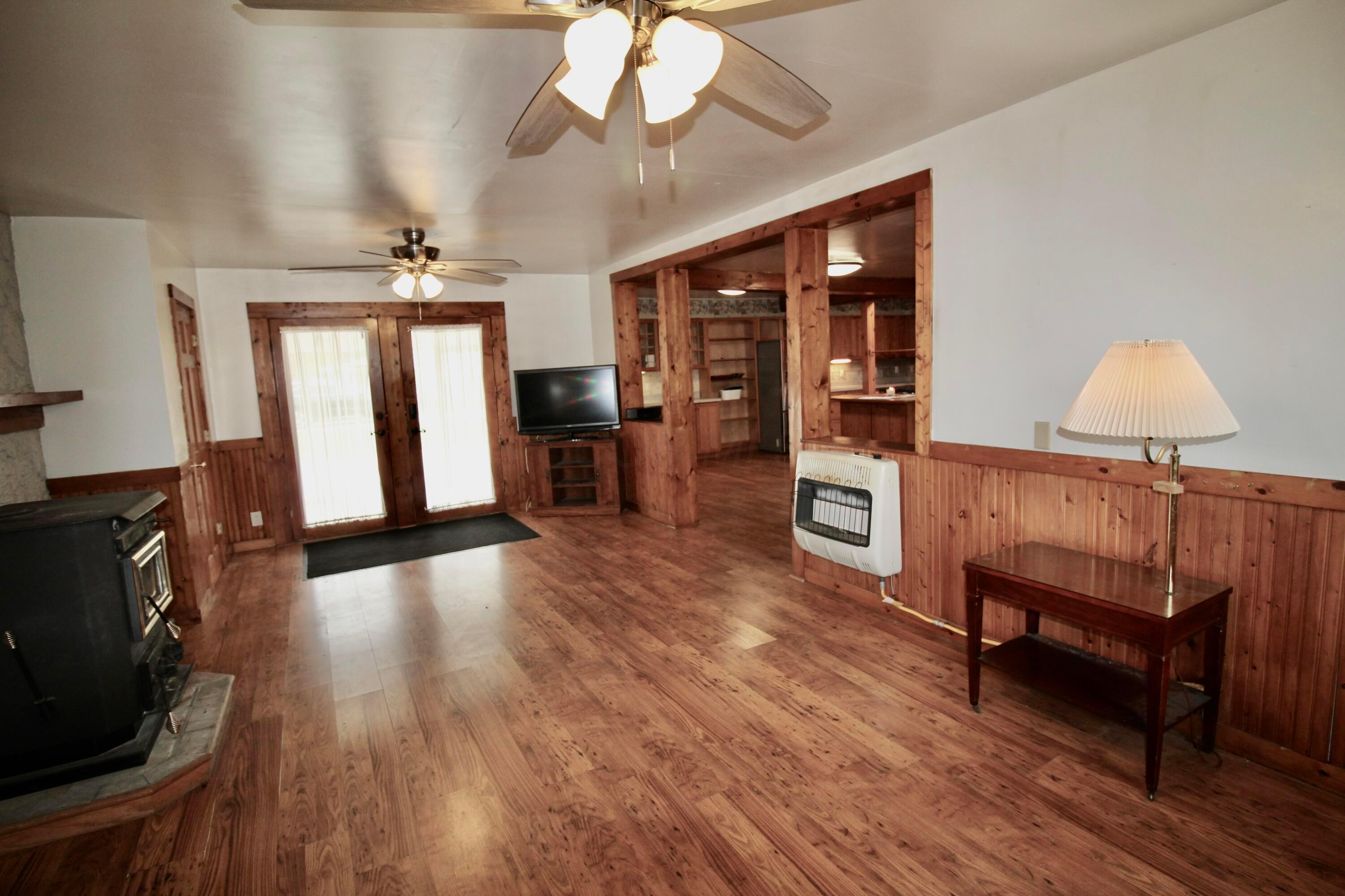 11007 Hebron Road Property Photo 11