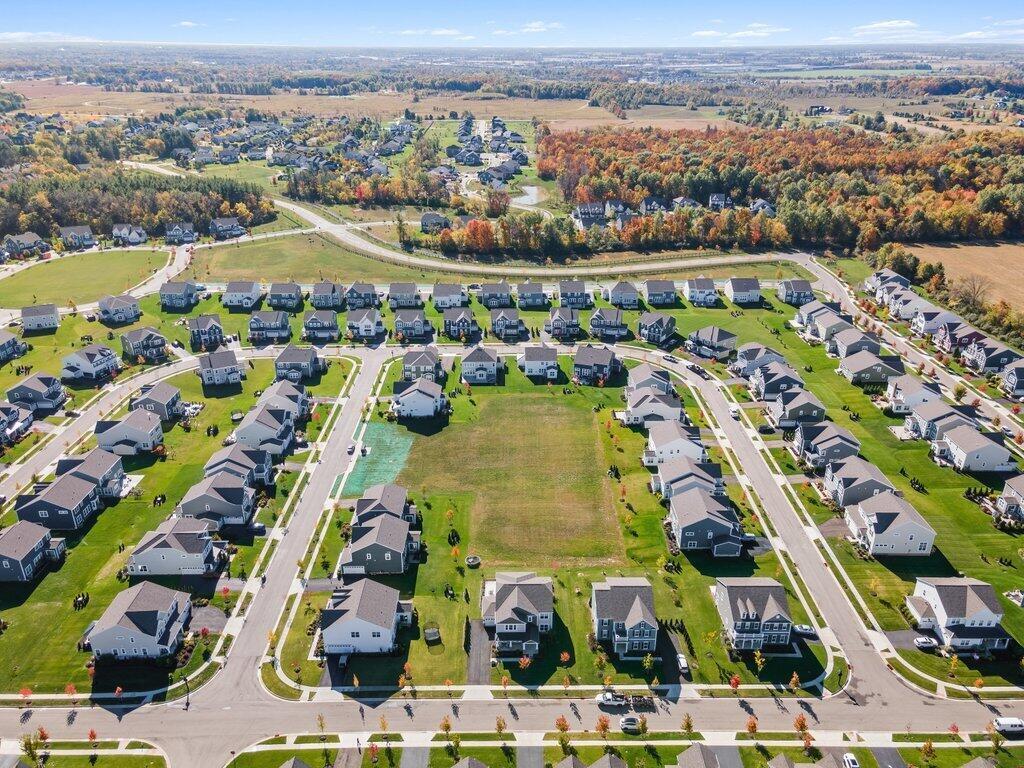 10855 Bellflower Drive Property Photo 6