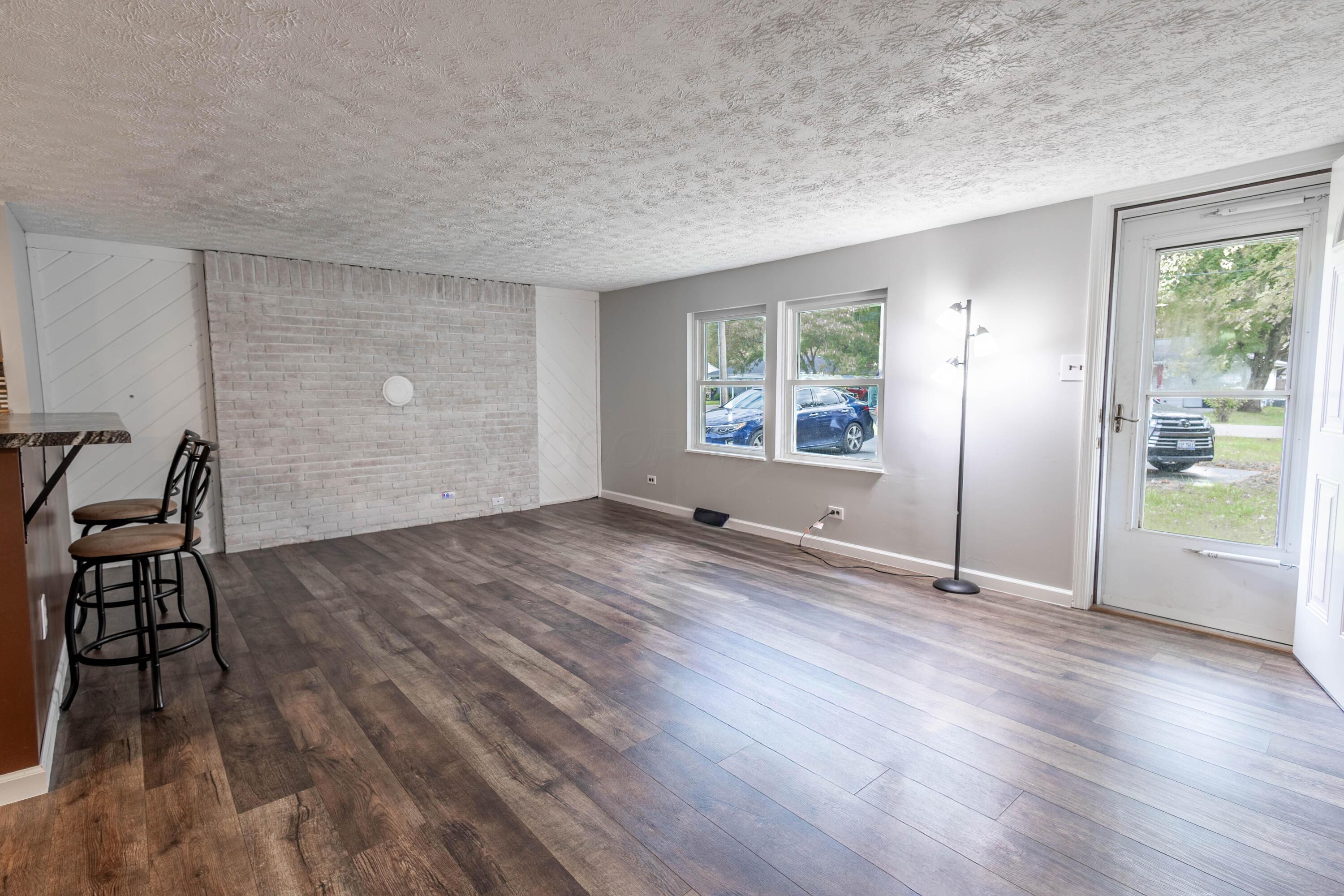 46 3rd Avenue Sw Property Photo 5