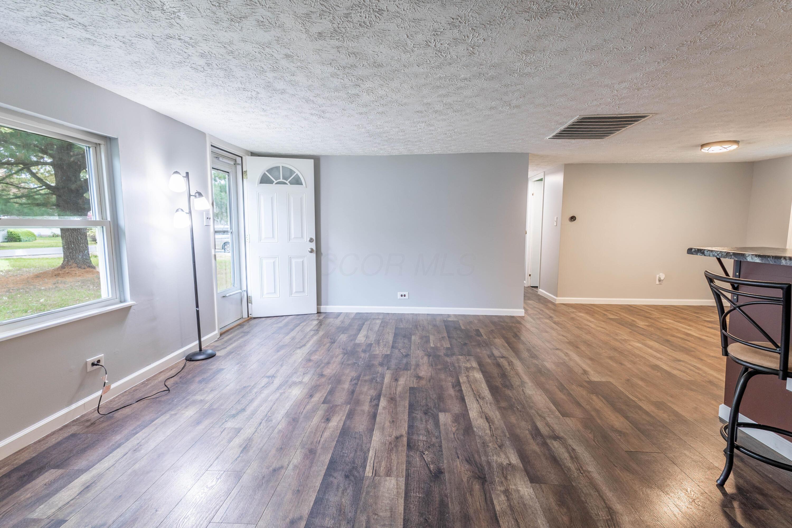 46 3rd Avenue Sw Property Photo 8