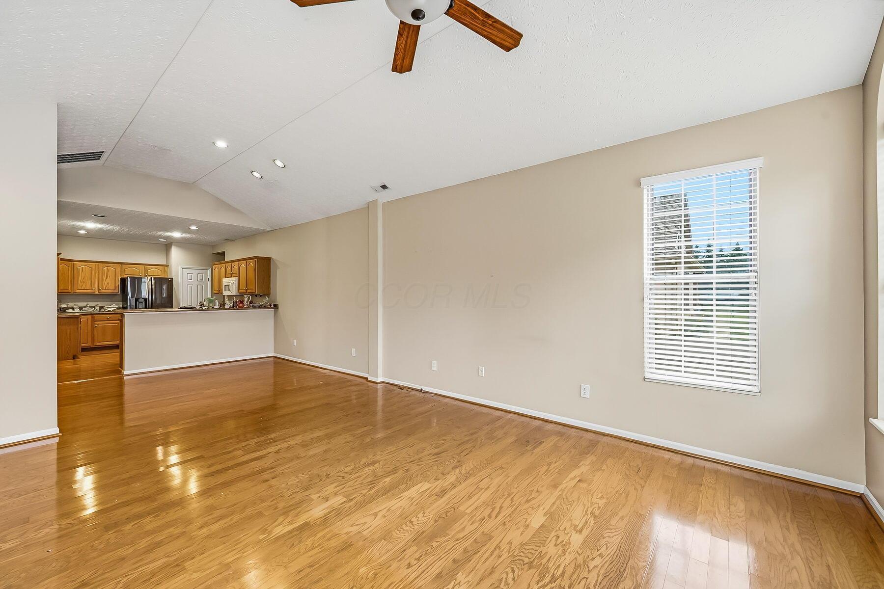3697 Stoneway Point Property Photo 9