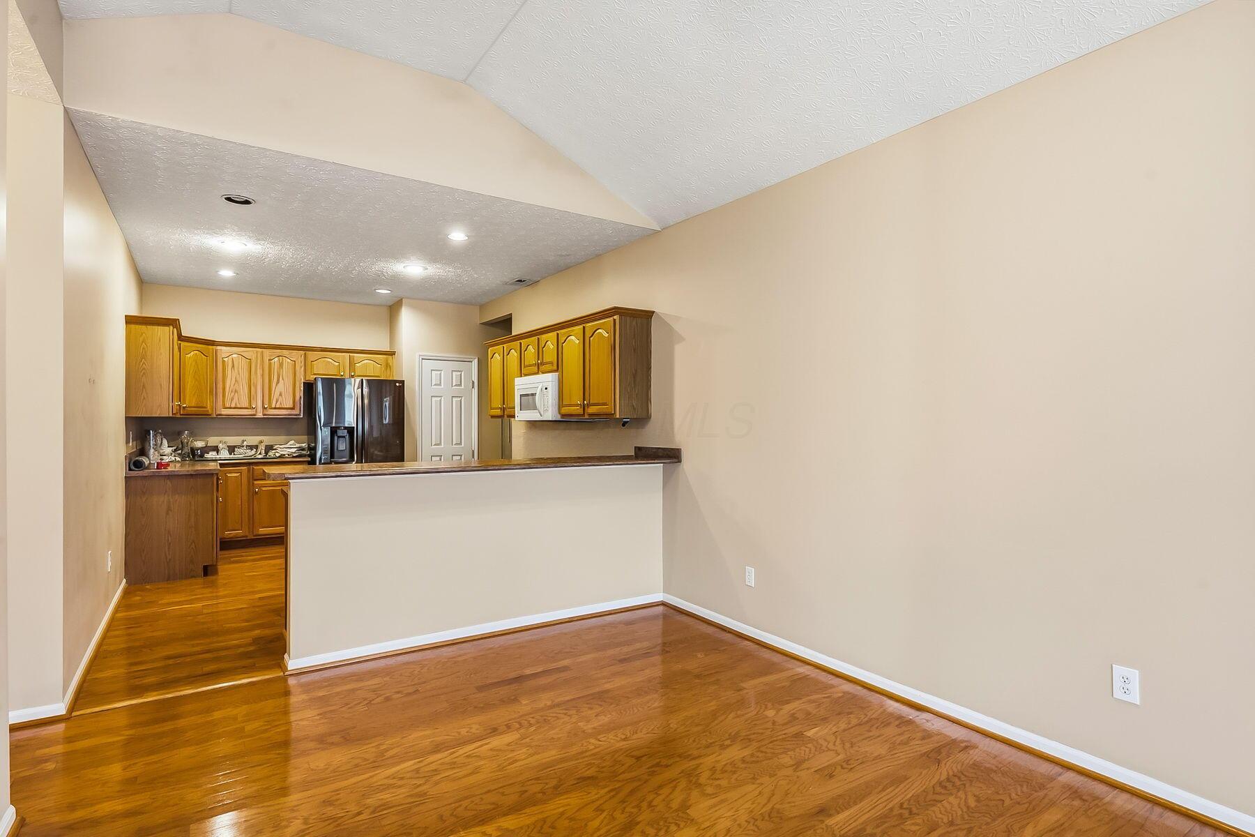 3697 Stoneway Point Property Photo 13